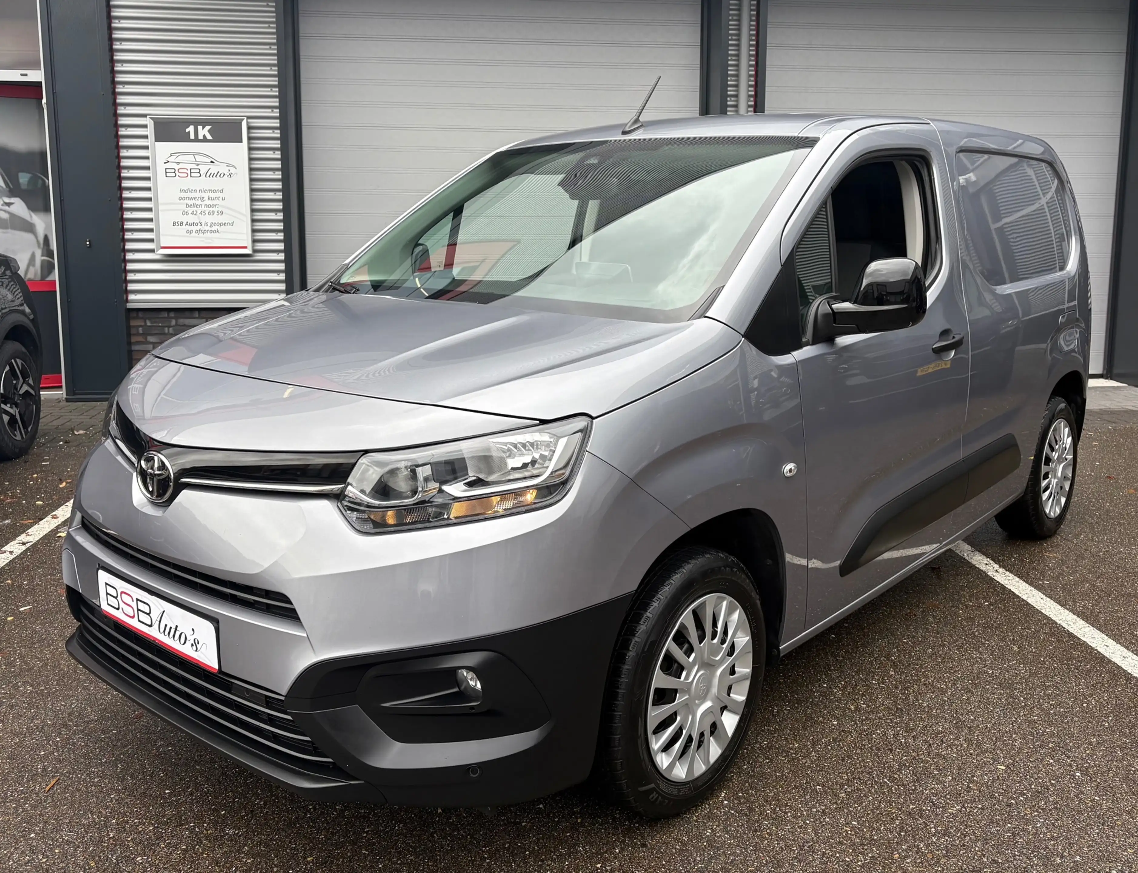 Toyota Proace City 1.2 Turbo 110 PK Airco Cruise Navi 3 Zits Camera P — photo 2