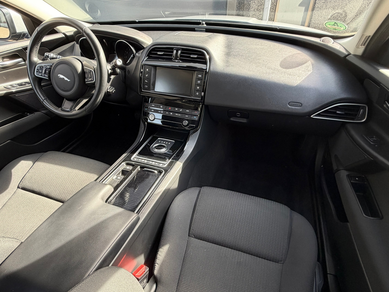Jaguar XE 2.0 Prestige bj.2018 Autom|Camera|Navi|Nap. — photo 9