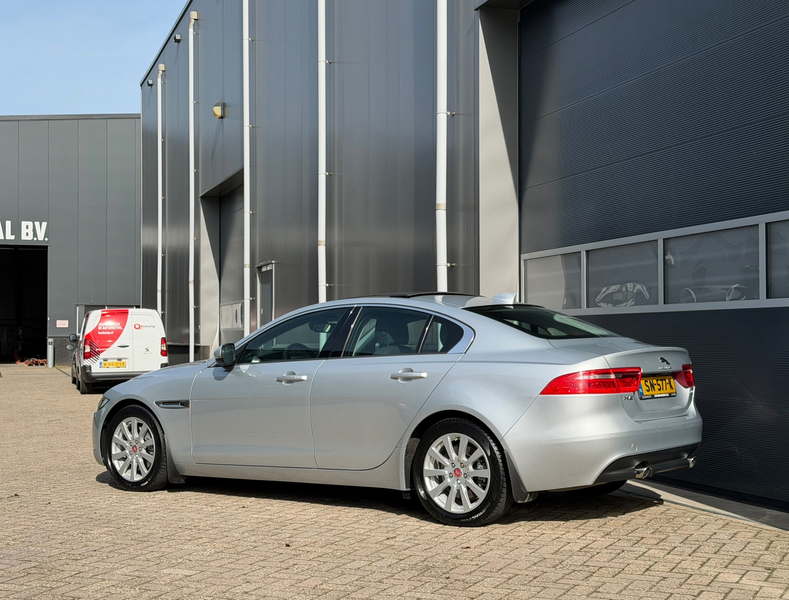Jaguar XE 2.0 Prestige bj.2018 Autom|Camera|Navi|Nap. — photo 3
