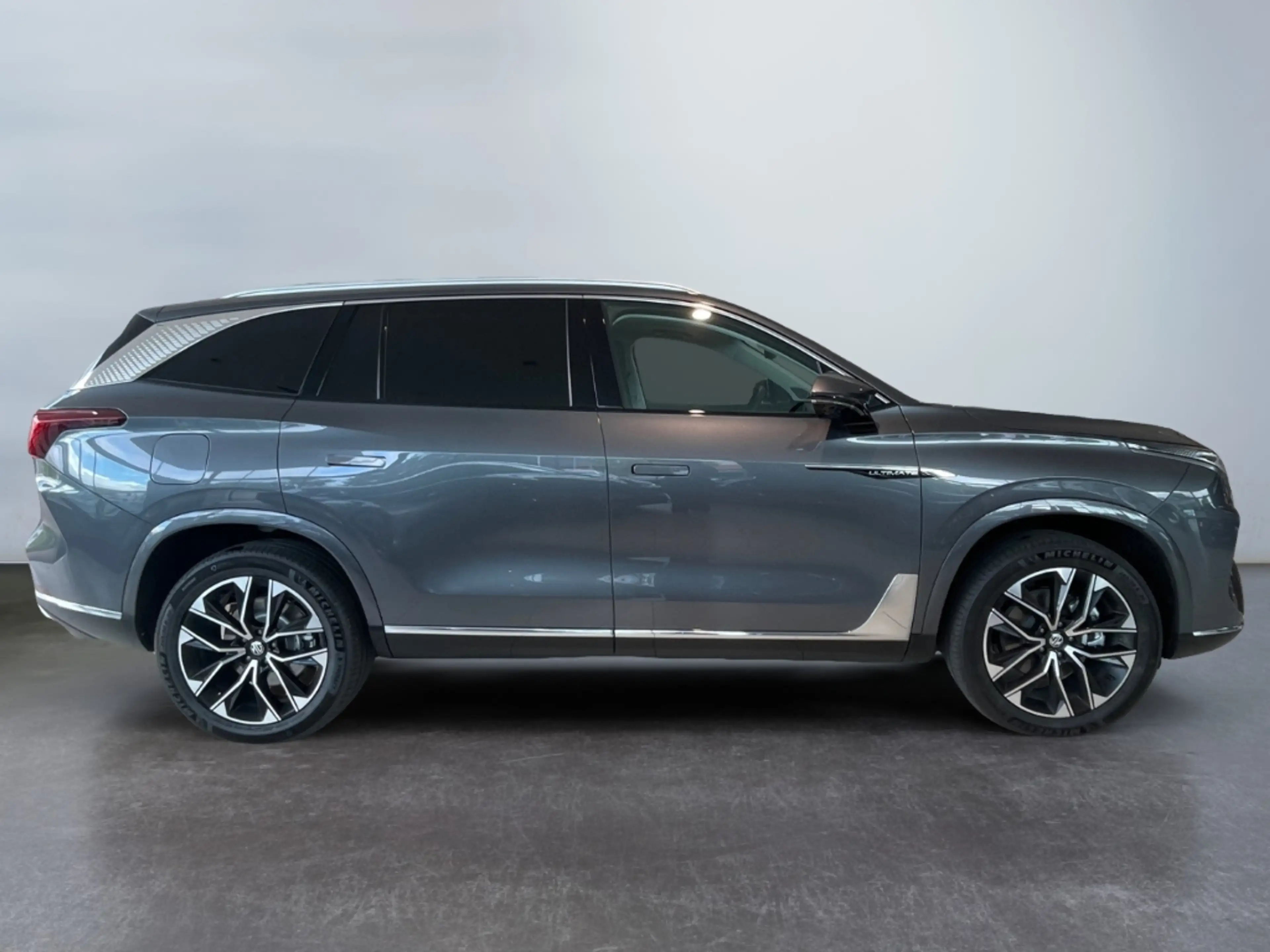 MG MGS9 Premium EU6e 7-Sitzer*360°*Carplay*SHZ**ACC*PDC* — photo 9