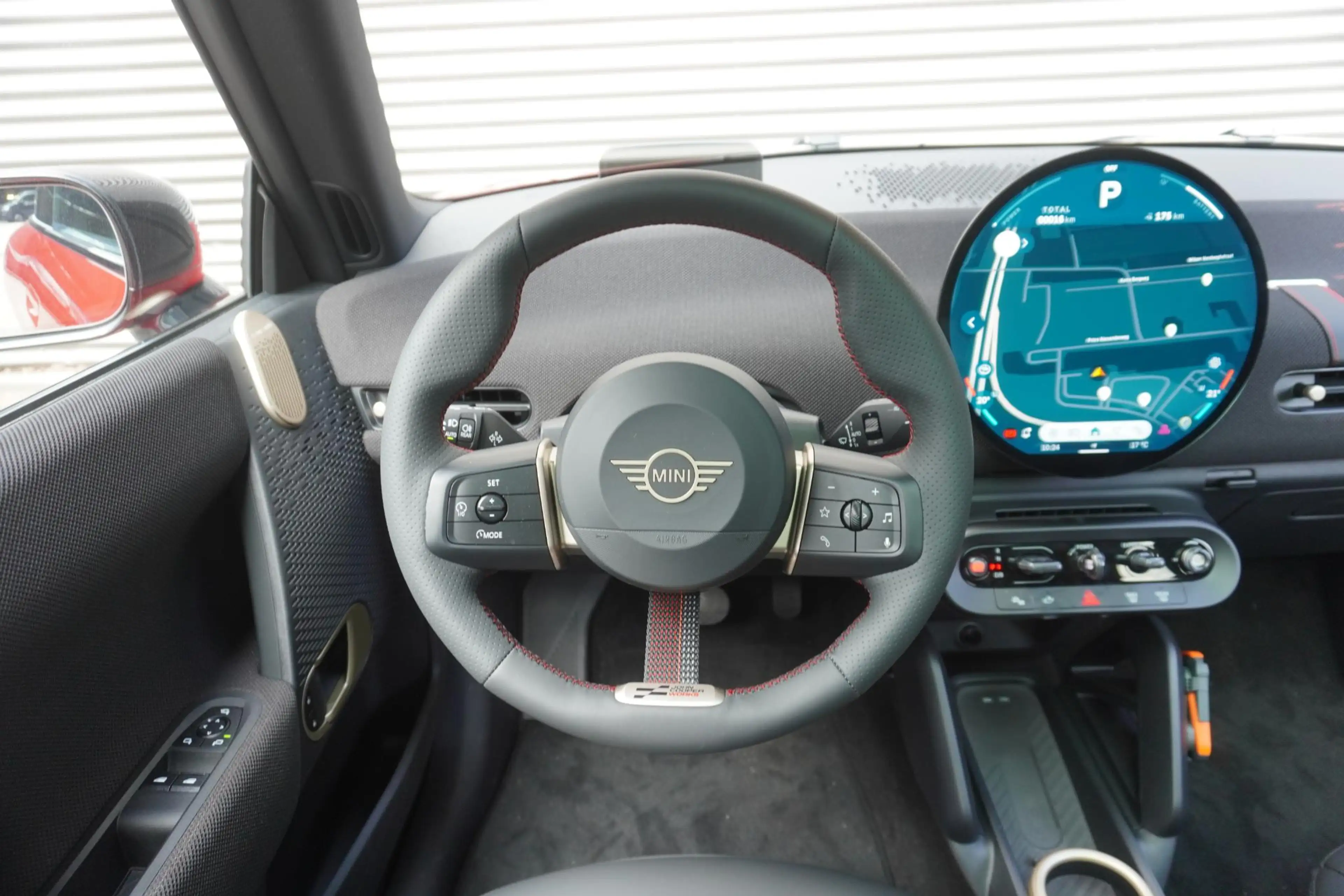 MINI Cooper E John Cooper Works Trim | Pakket L — photo 7