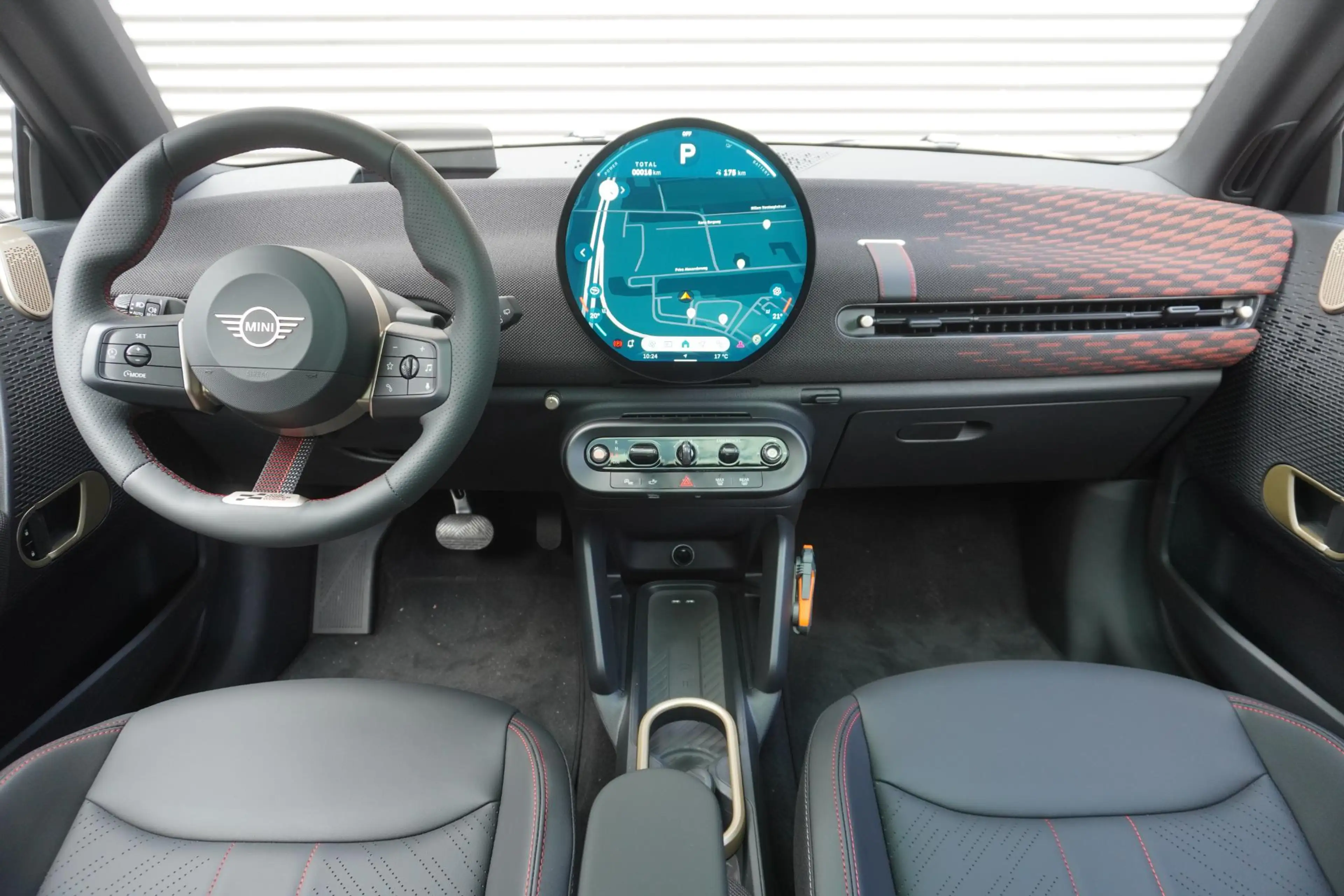 MINI Cooper E John Cooper Works Trim | Pakket L — photo 9