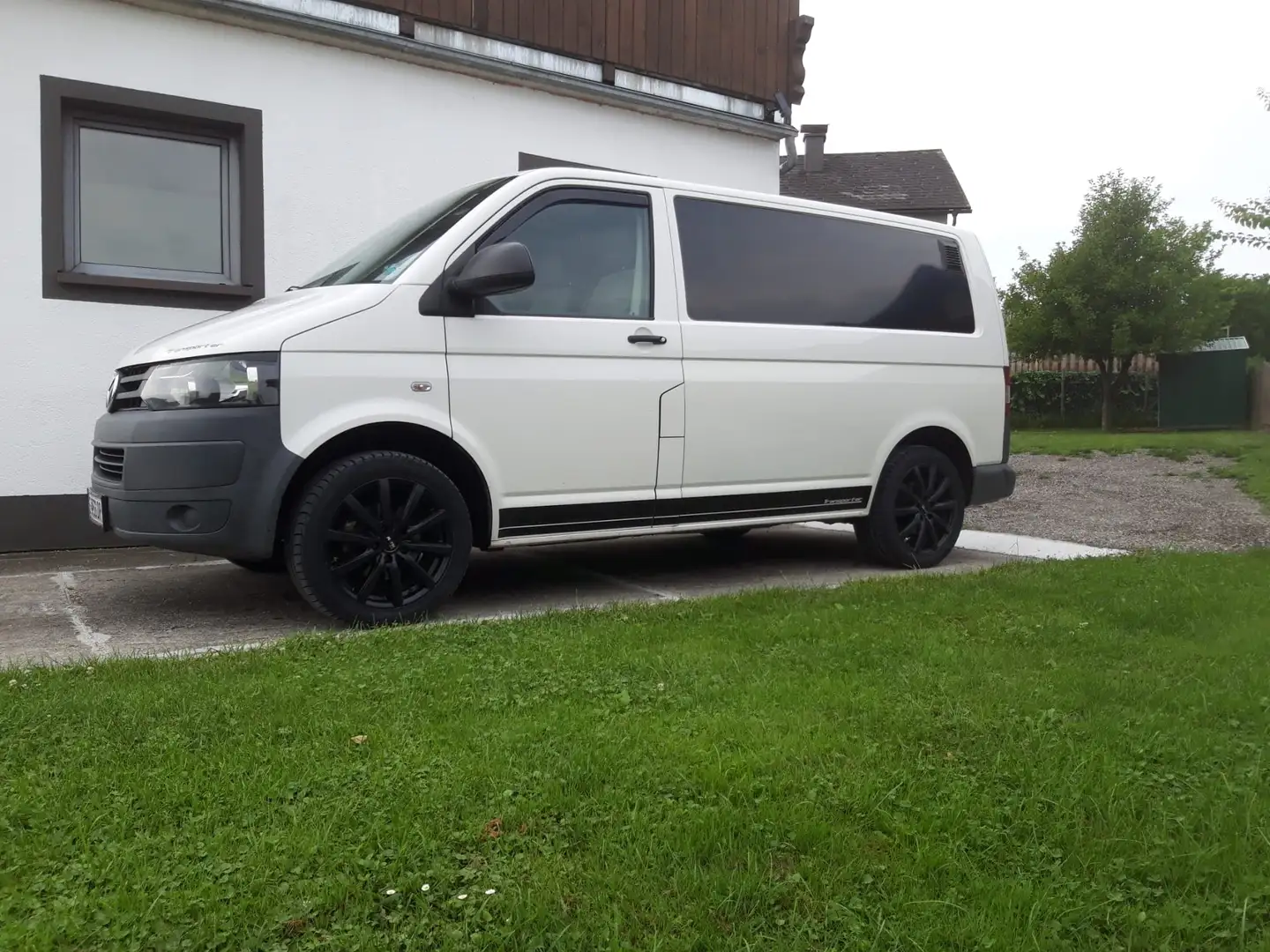 Volkswagen T5 Transporter Camper Weiß - 2