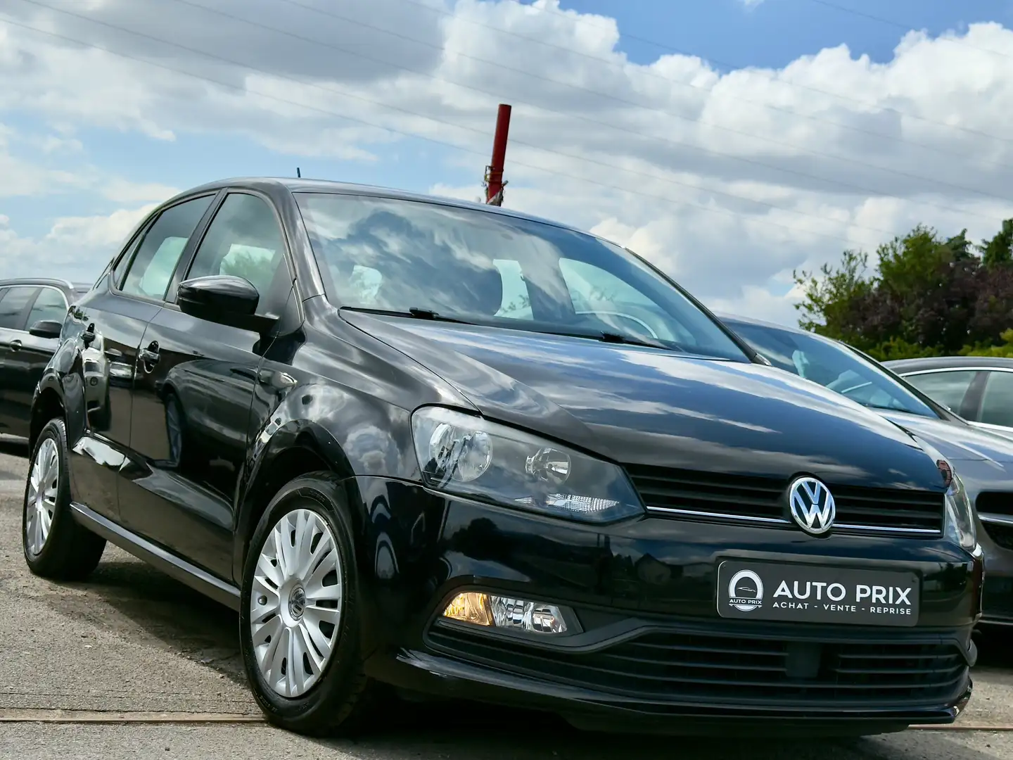 Volkswagen Polo 1.0i Edition BlueMotion Clim Front Assist Carnet Zwart - 2