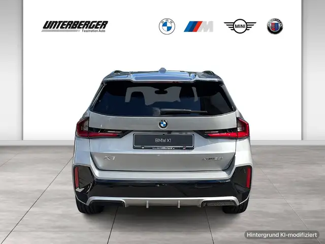 BMW X1 view 5