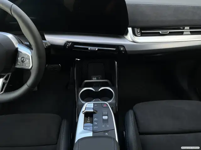 BMW X1 view 8