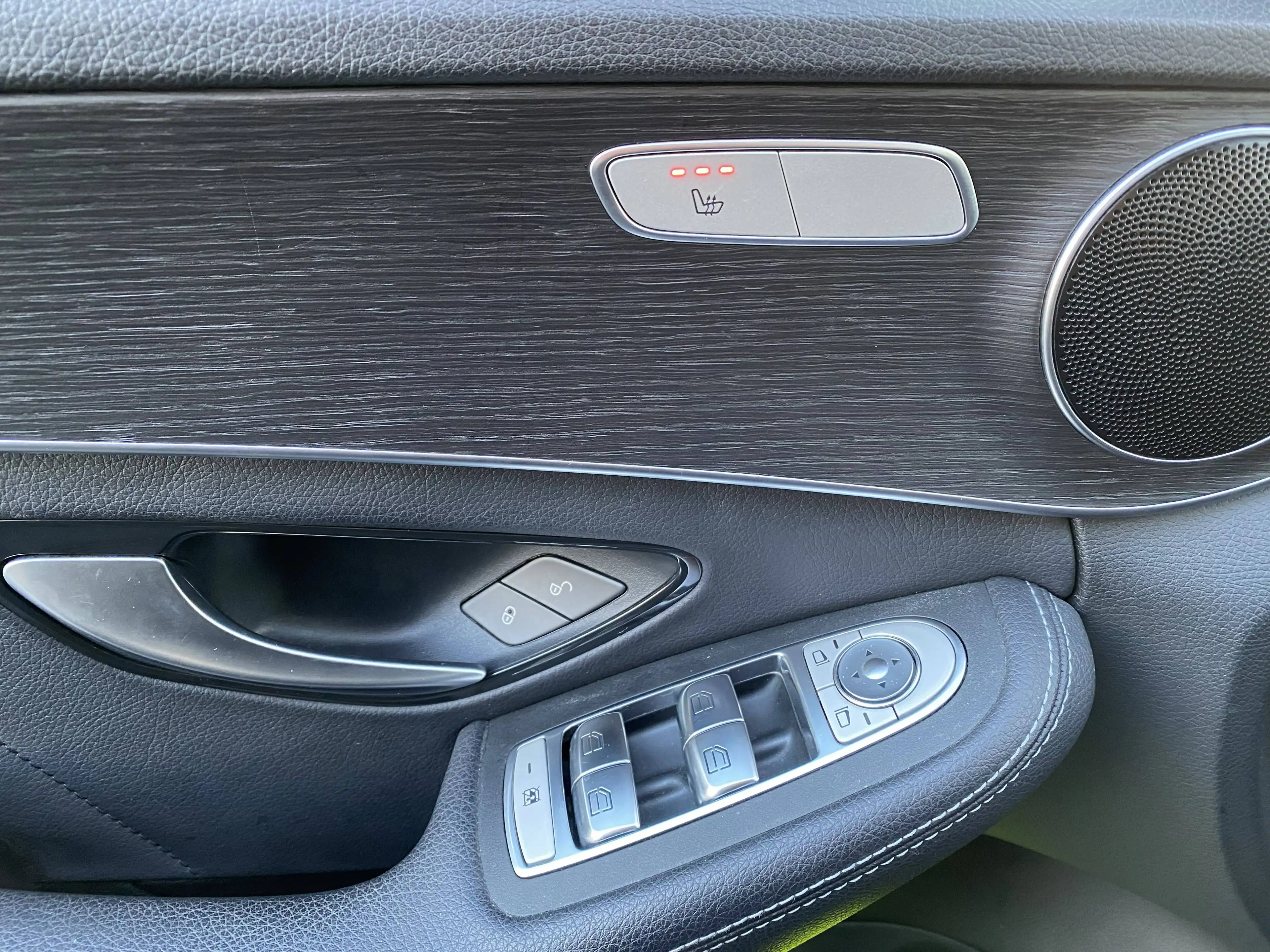 Mercedes-Benz C 220 C 220 d 4Matic  AMG line *Top Zustand* — photo 13