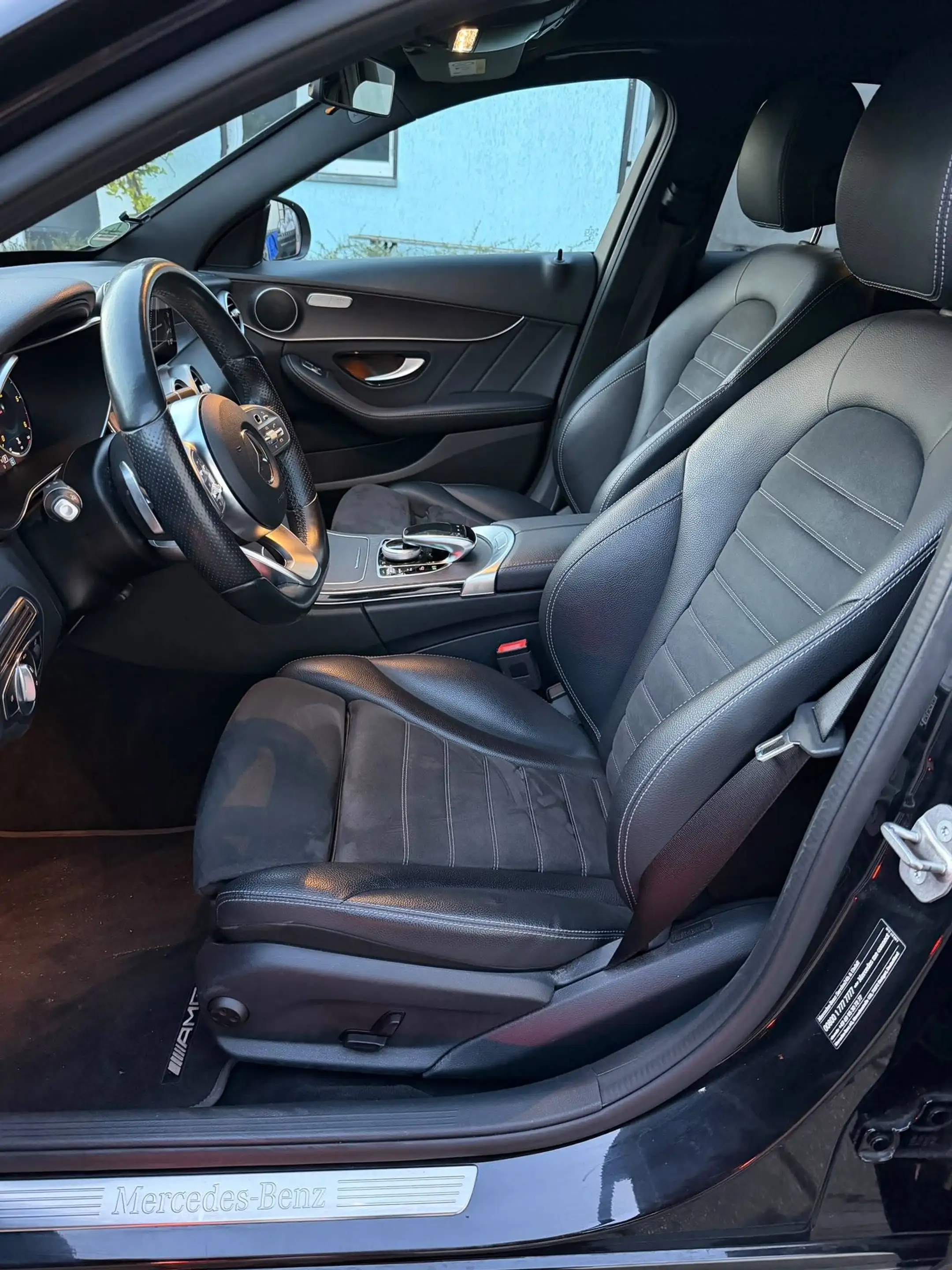 Mercedes-Benz C 220 C 220 d 4Matic  AMG line *Top Zustand* — photo 8