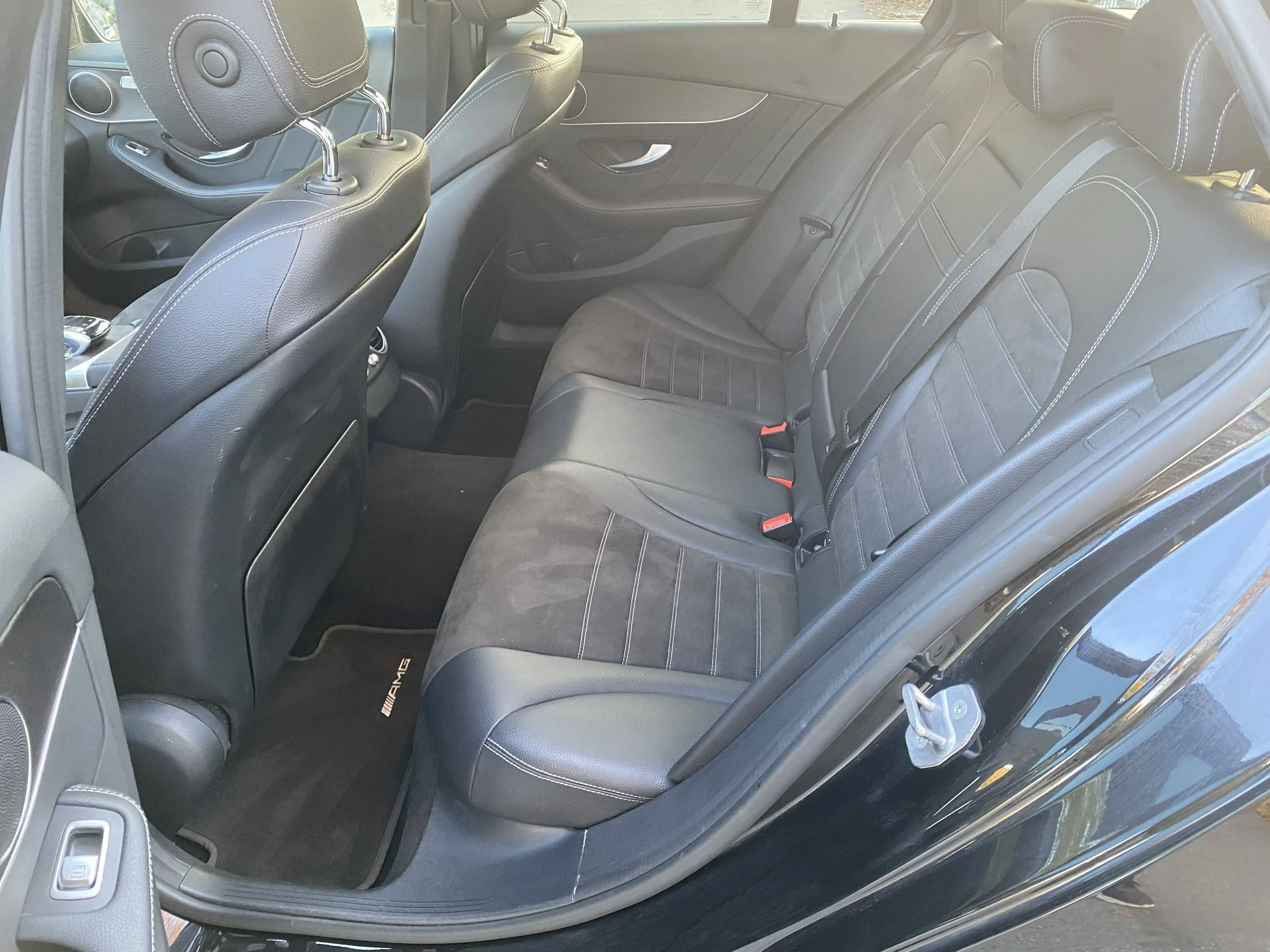Mercedes-Benz C 220 C 220 d 4Matic  AMG line *Top Zustand* — photo 11