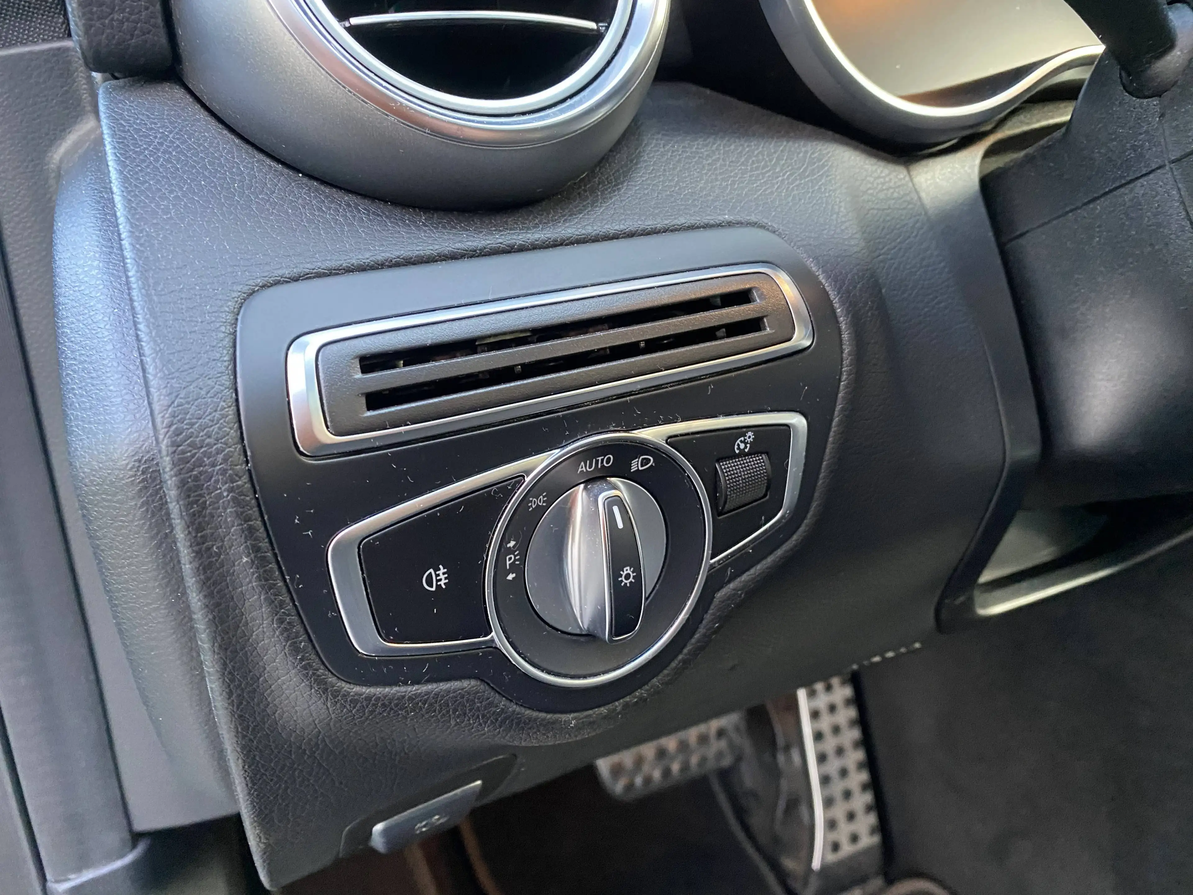 Mercedes-Benz C 220 C 220 d 4Matic  AMG line *Top Zustand* — photo 14