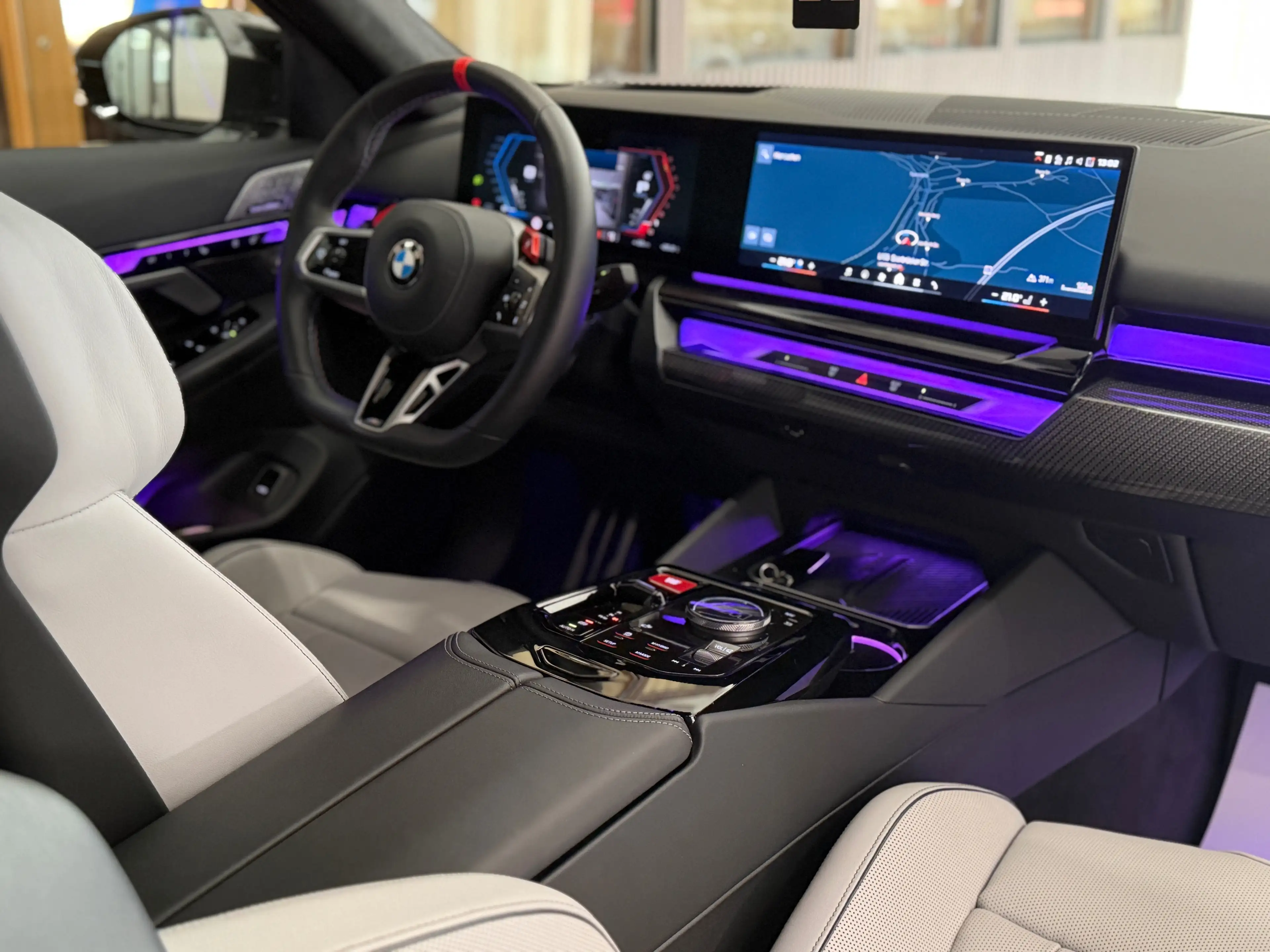 BMW M5 Ultimate-Paket*Carbon-Paket*Keramikbremse* Bowers & Wilkins*V-Max — photo 15