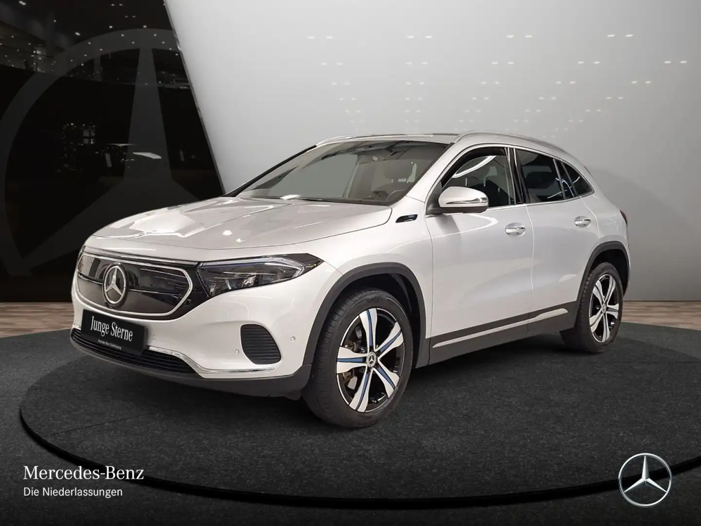 Mercedes-Benz EQA 250 PROG+PLUS-PAKET+360+EDW+KEYLESS+SPUR Silber - 2