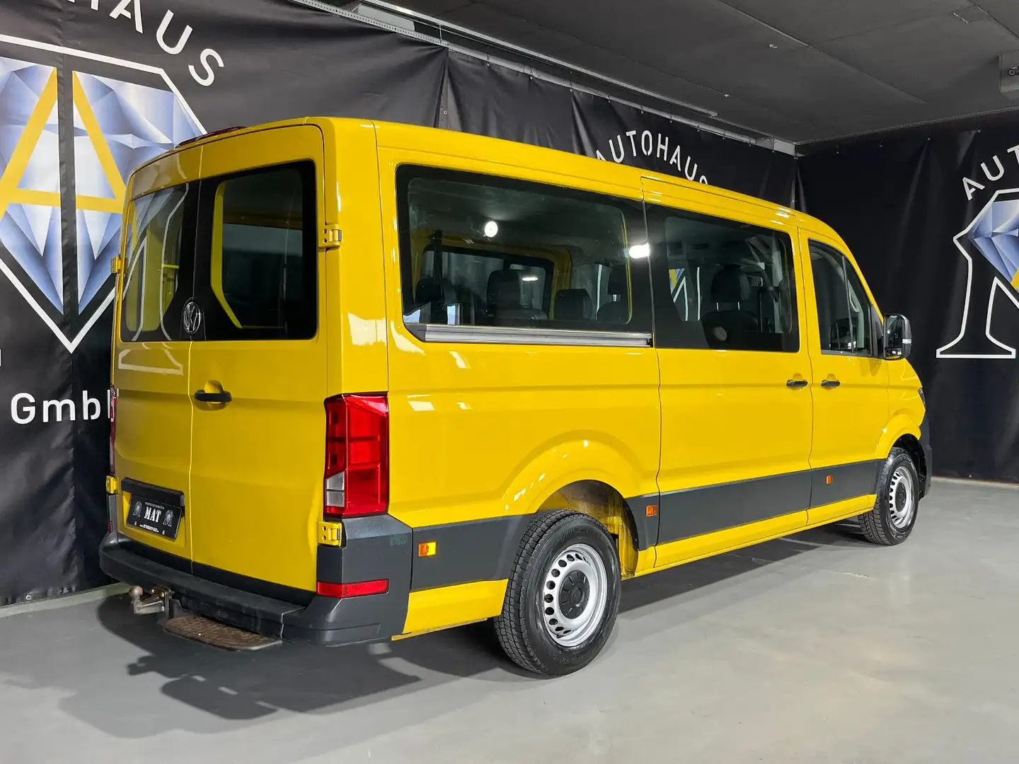 Volkswagen Crafter CRAFTER 2.0TDI 8 SITZE TEMPOMAT KLIMA AHK 1.HAND Jaune - 1