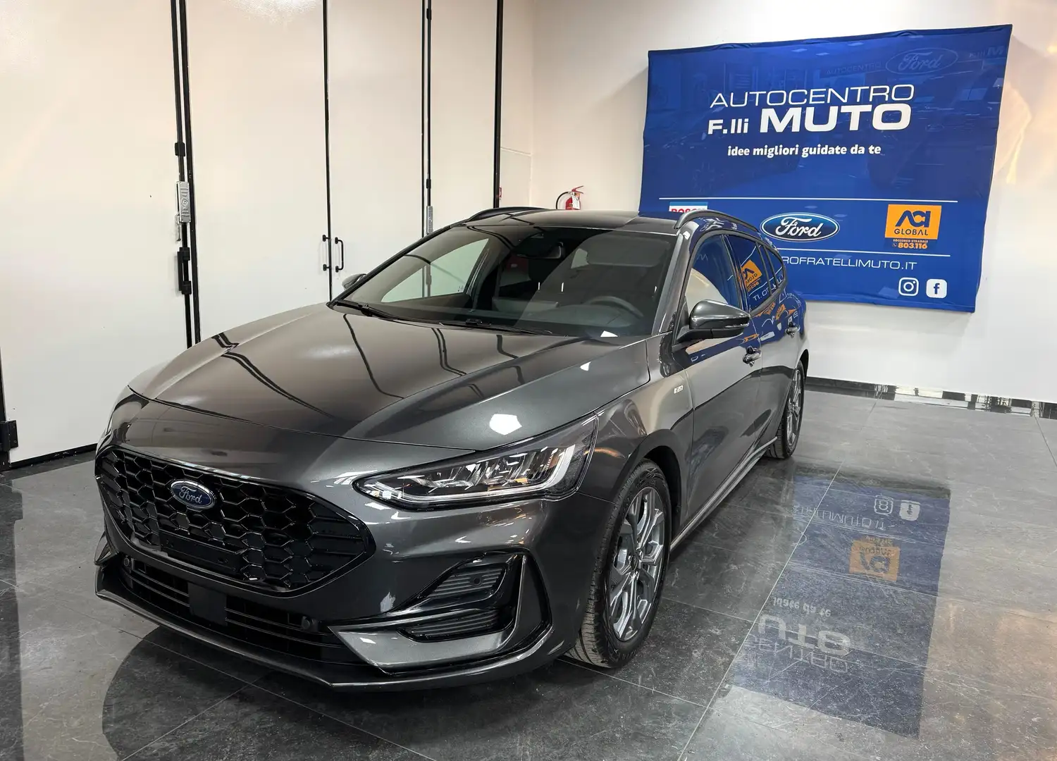 Ford Focus SW 1.5 ecoblue ST-Line 115cv aut. IVA ESP. KM ZERO Gris - 1