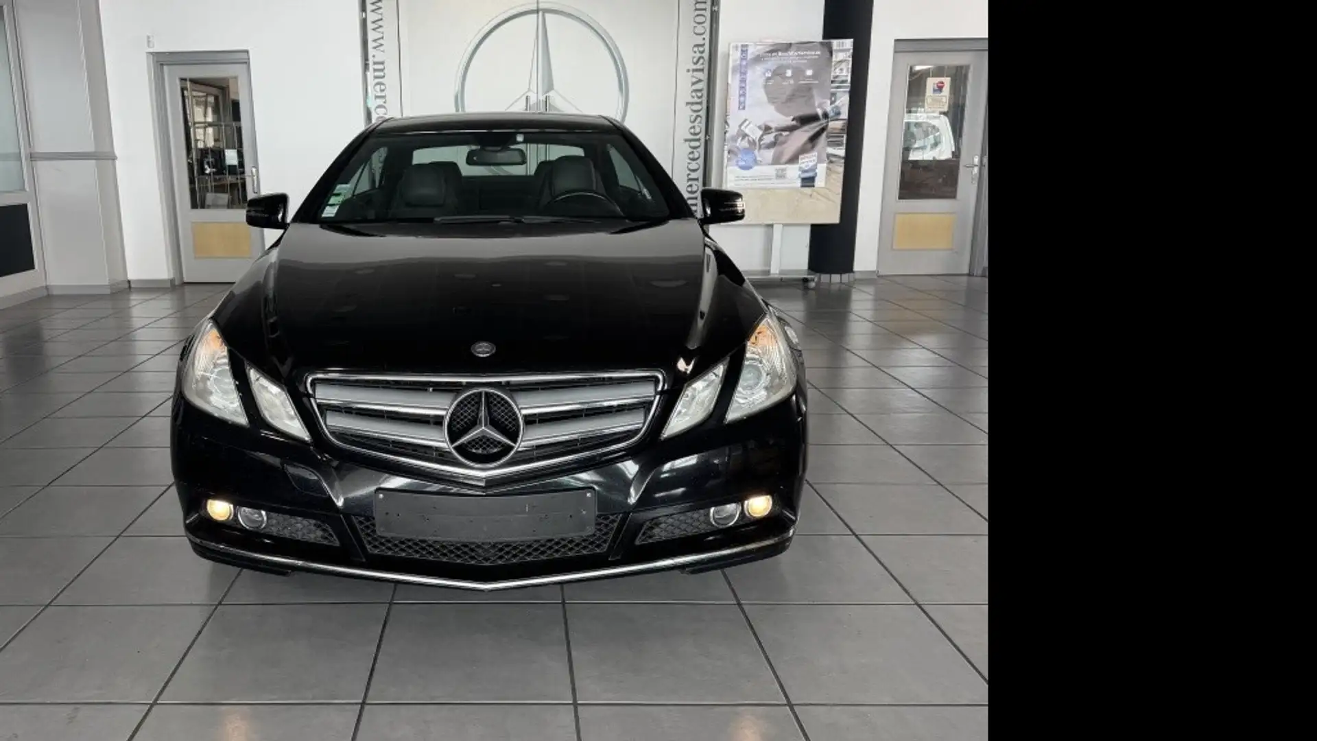 Mercedes-Benz E 220 Coupé 220CDI BE 7G Plus Fekete - 1