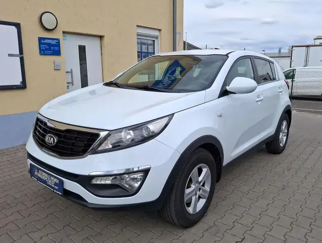 Kia Sportage Vision SHZ v+h AHK Tempomat 16"LM, 8-fach 1.6 G...