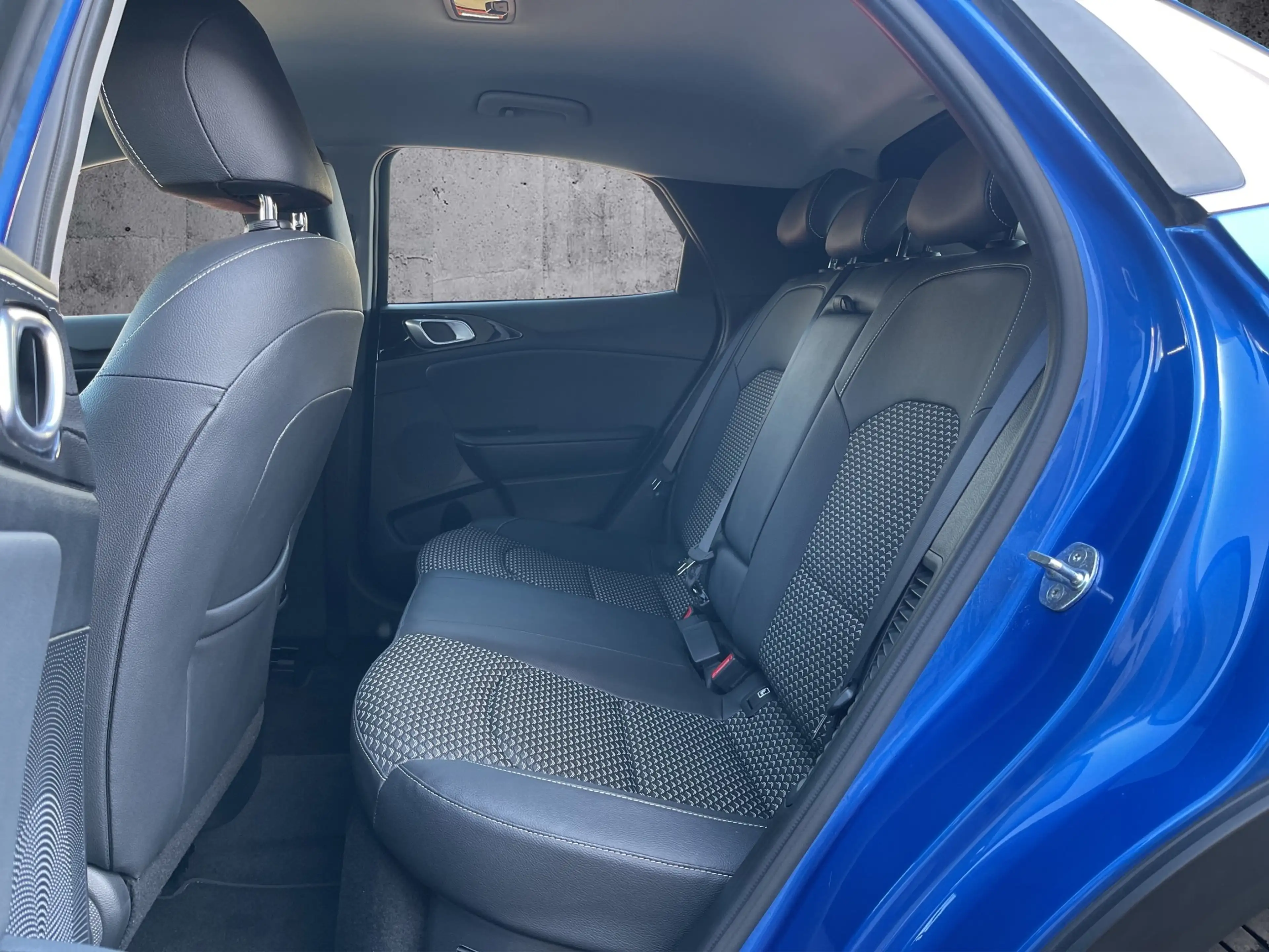 Kia XCeed 1.6 Vision inkl. 500€ Tankgutschein — photo 13