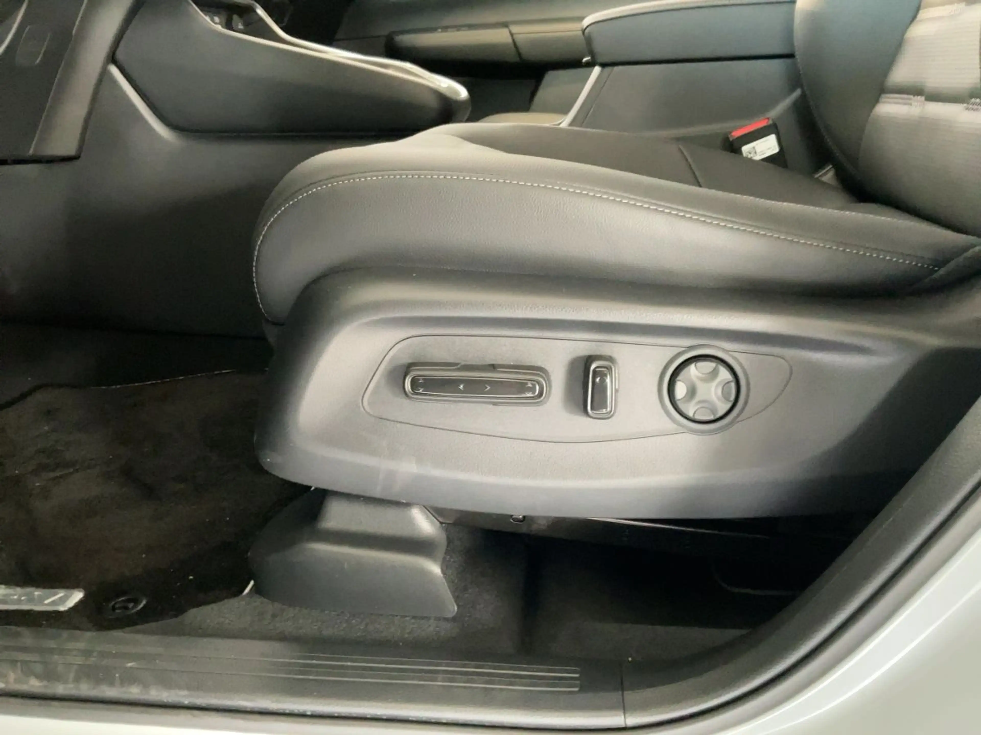 Honda CR-V 2.0 i-MMD e:HEV Elegance ACC+LED+Navi+Pano — photo 15