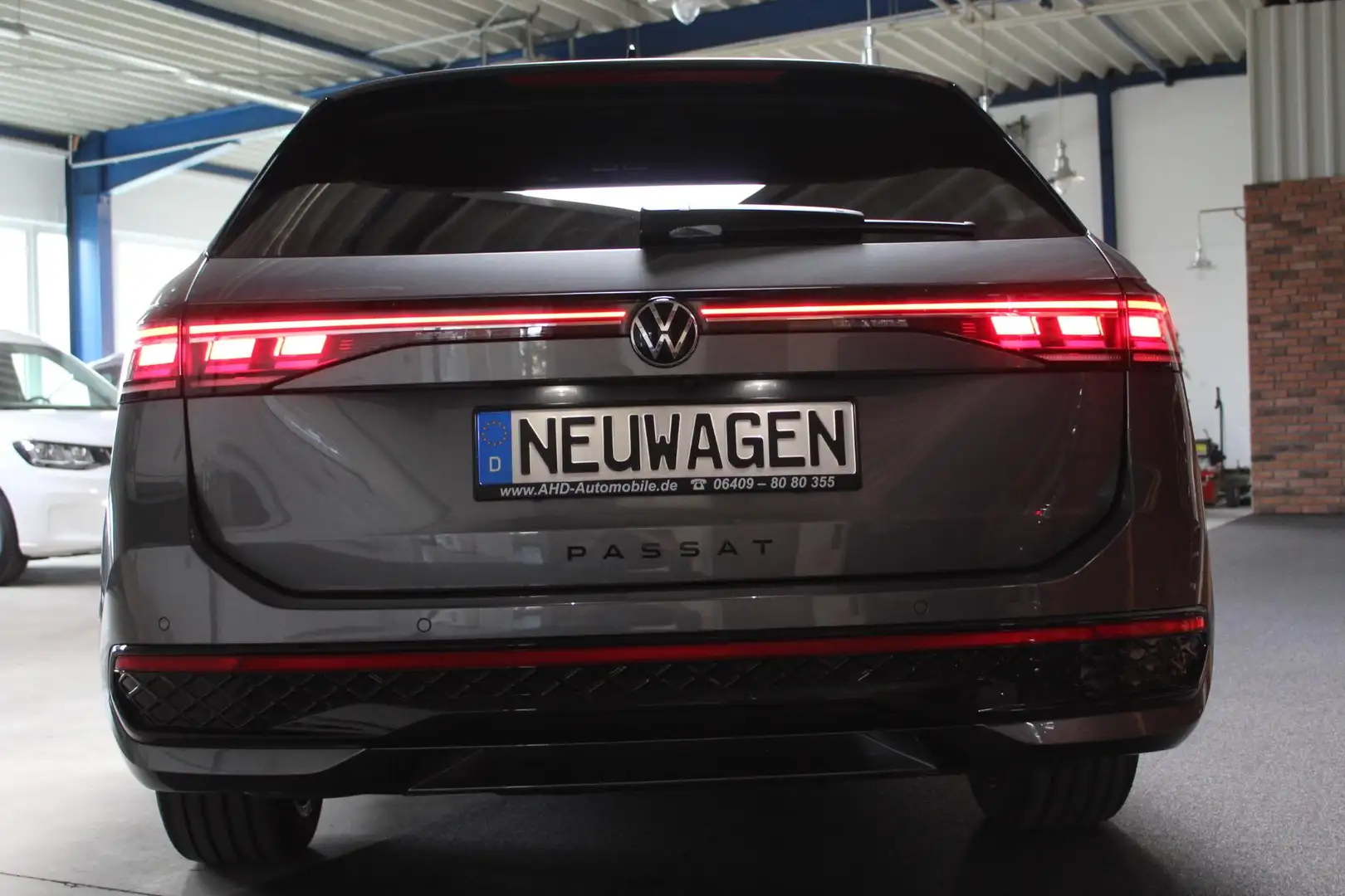 Volkswagen Passat Passat Variant R-Line 2.0 TDI DSG 4x4 193 PS SOFOR Gri - 2