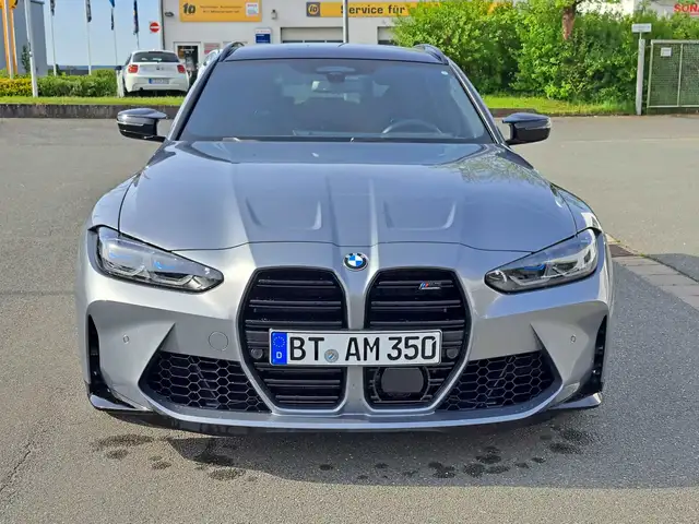 BMW M3 view 7