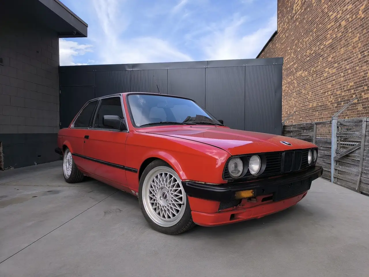 BMW 320