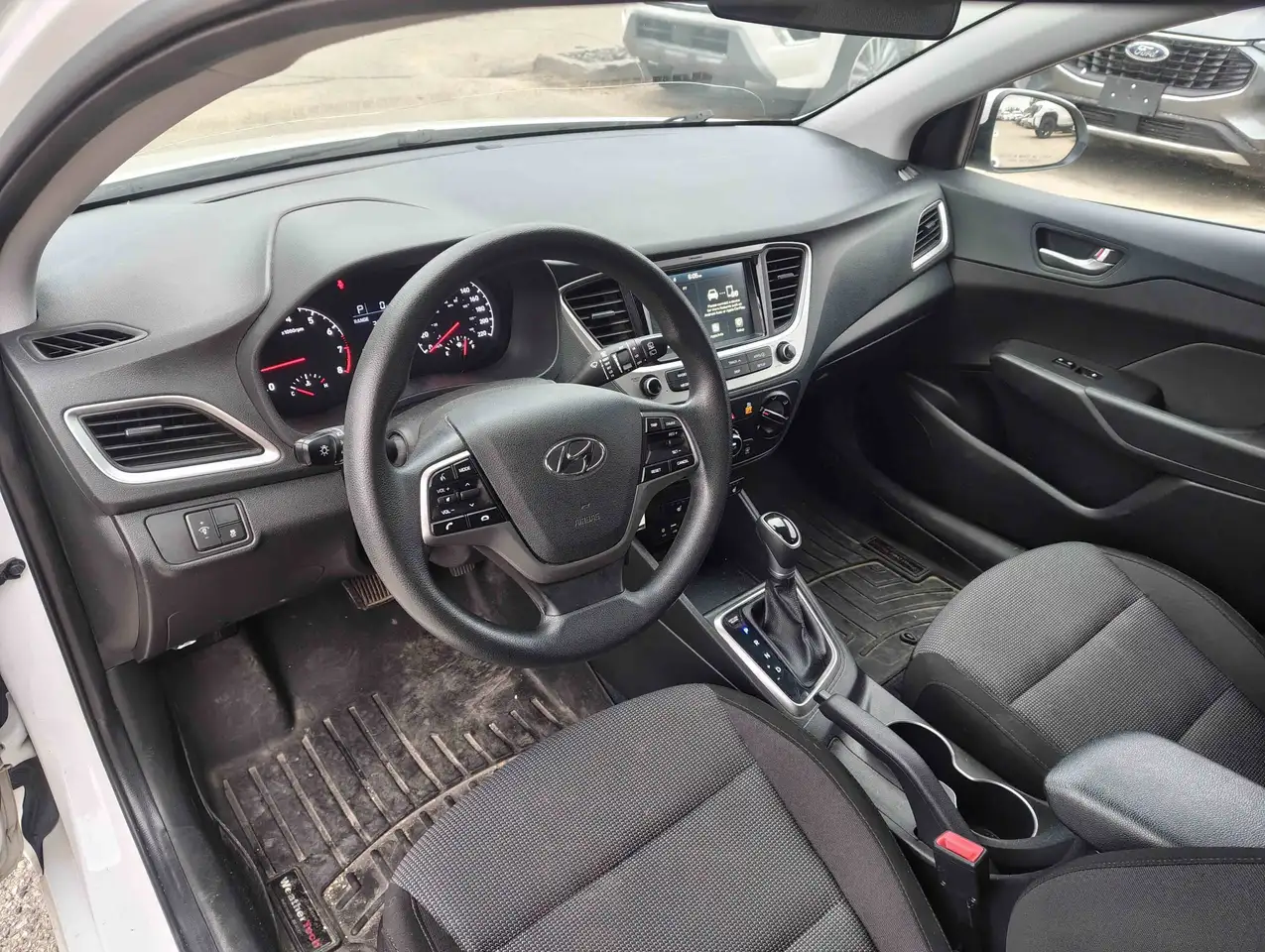 Hyundai ACCENT снимка Hyundai ACCENT