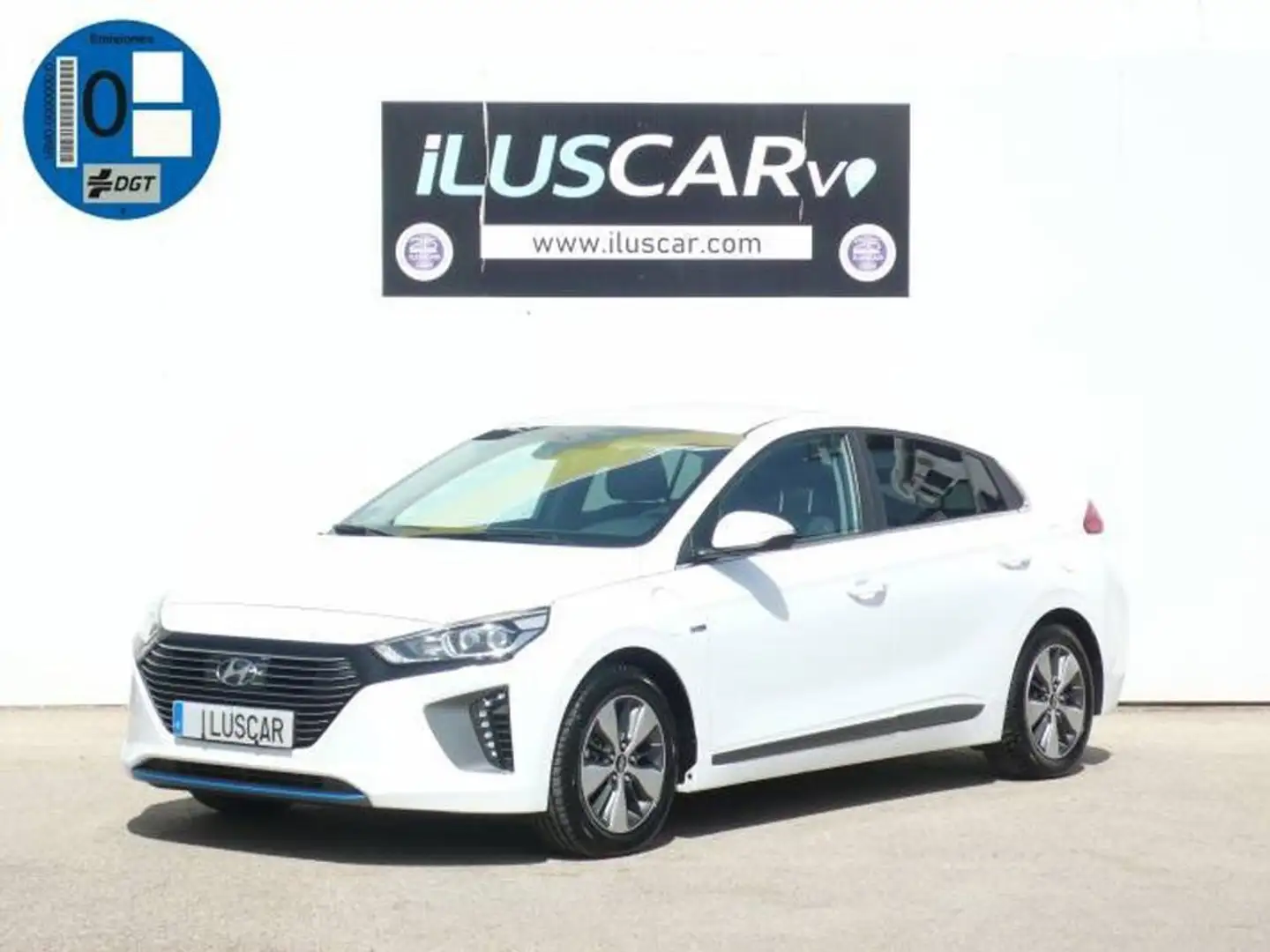 Hyundai IONIQ PHEV 5P GDI 1.6 141CV DT TECNO Blanc - 1