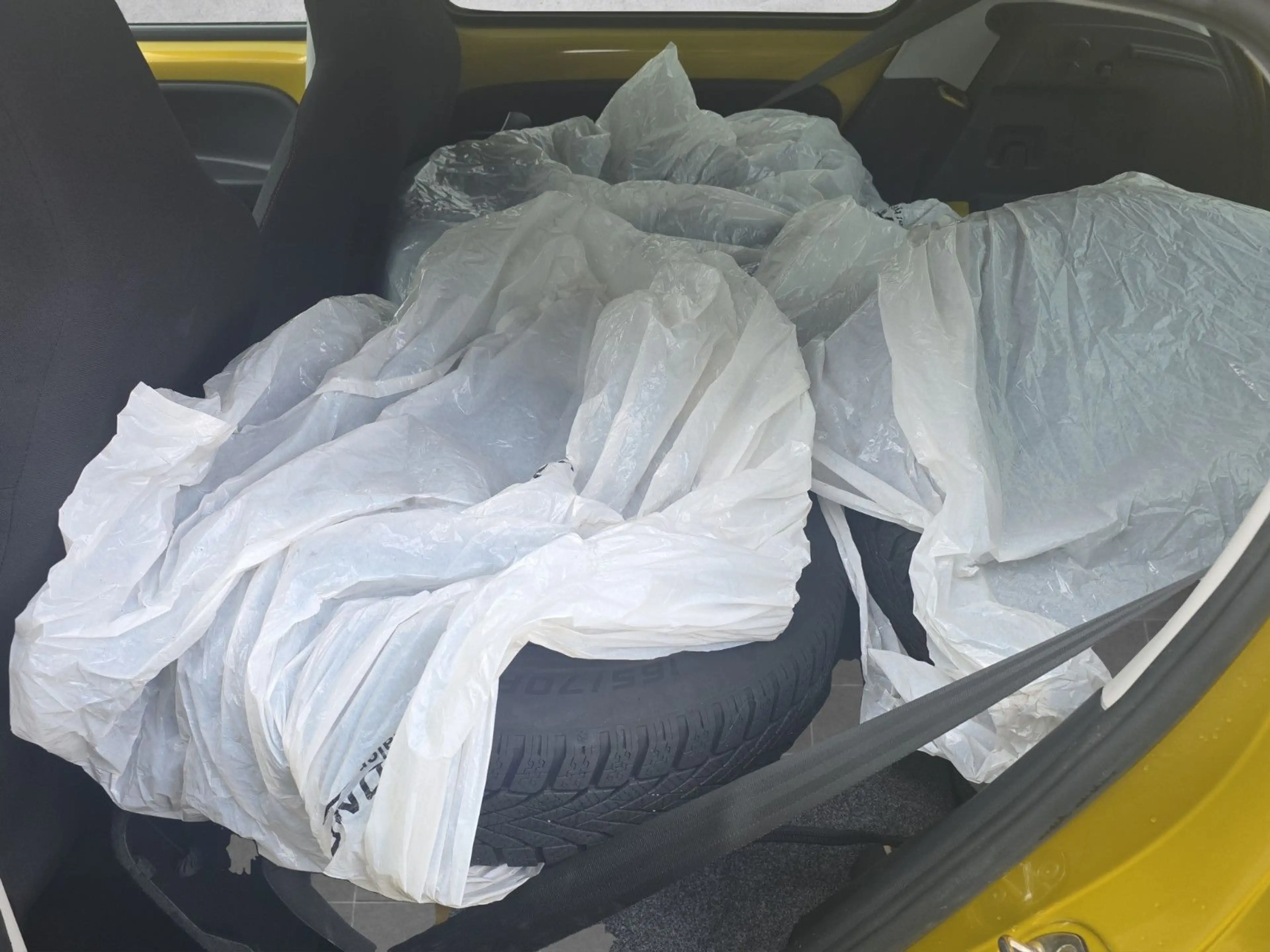 Volkswagen up! UP! Alufelgen 1. Hand Scheckheft MwSt wenig KM — photo 10