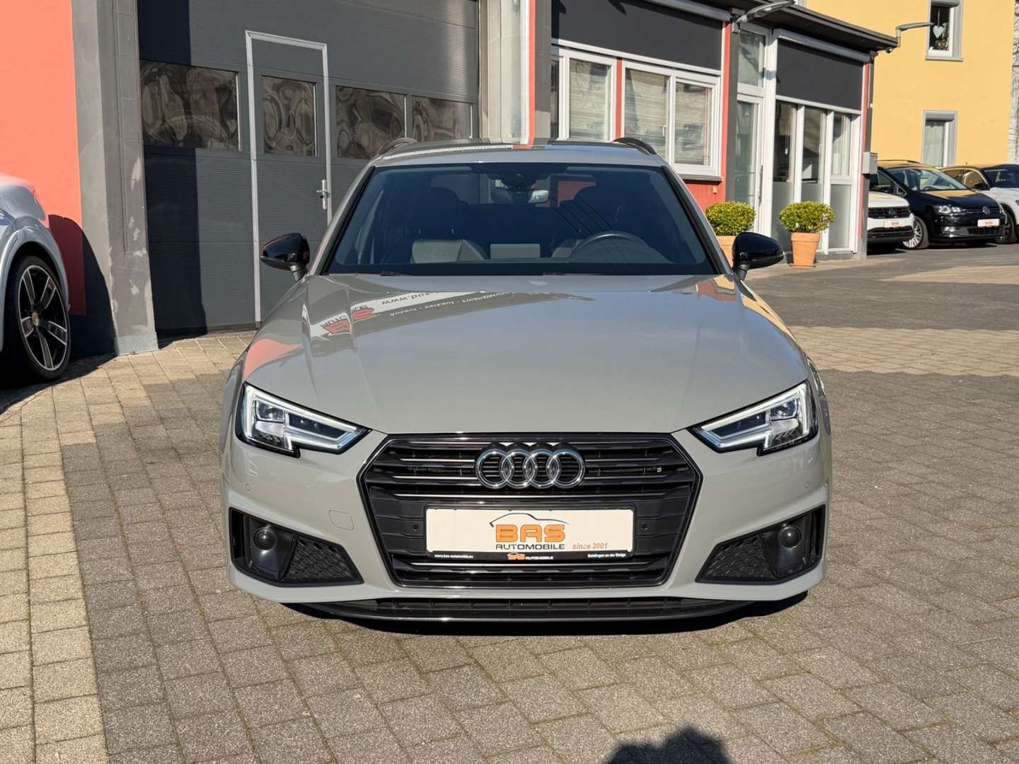 Audi A4 S Line Avant 35 TFSI -  - Joinsteer - #1