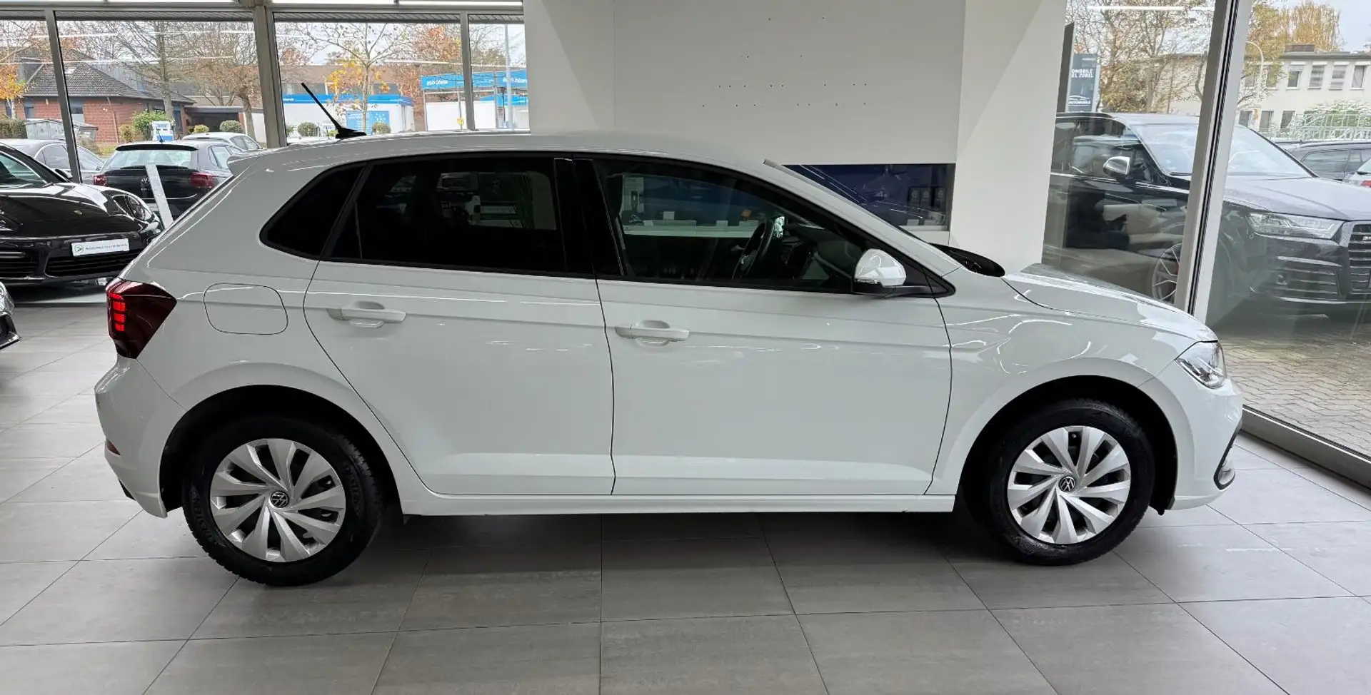 Volkswagen Polo VI*Life*Klima*Sitzh*LED*DAB* Weiß - 2