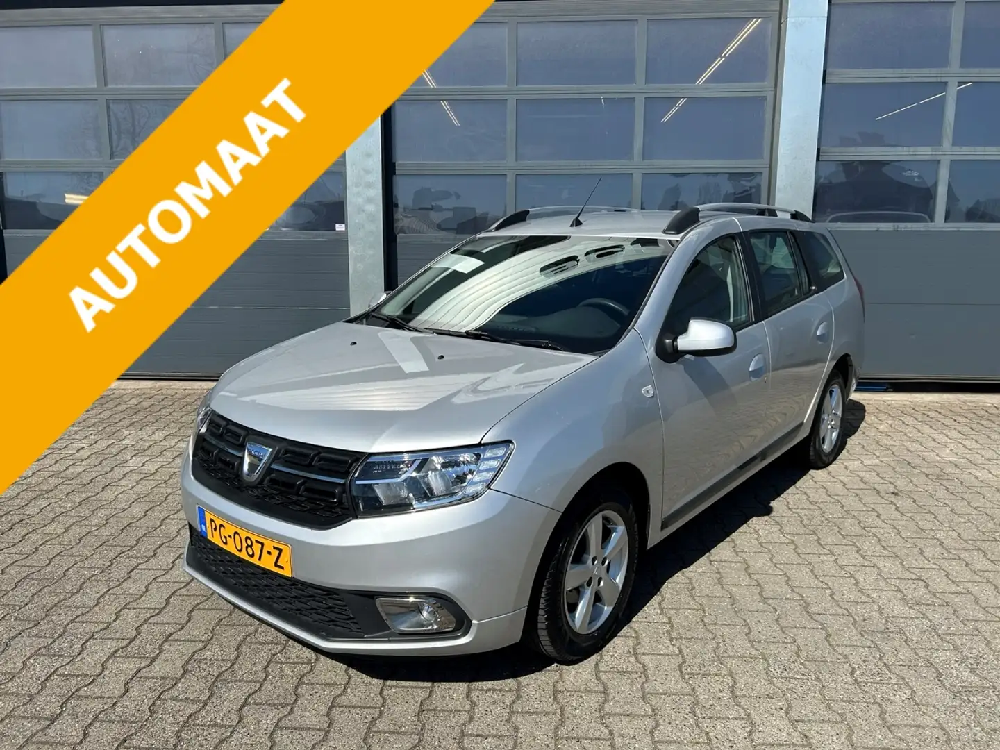 Dacia Logan Mcv 0.9 Tce 90pk Automaat Lauréate Gris - 1