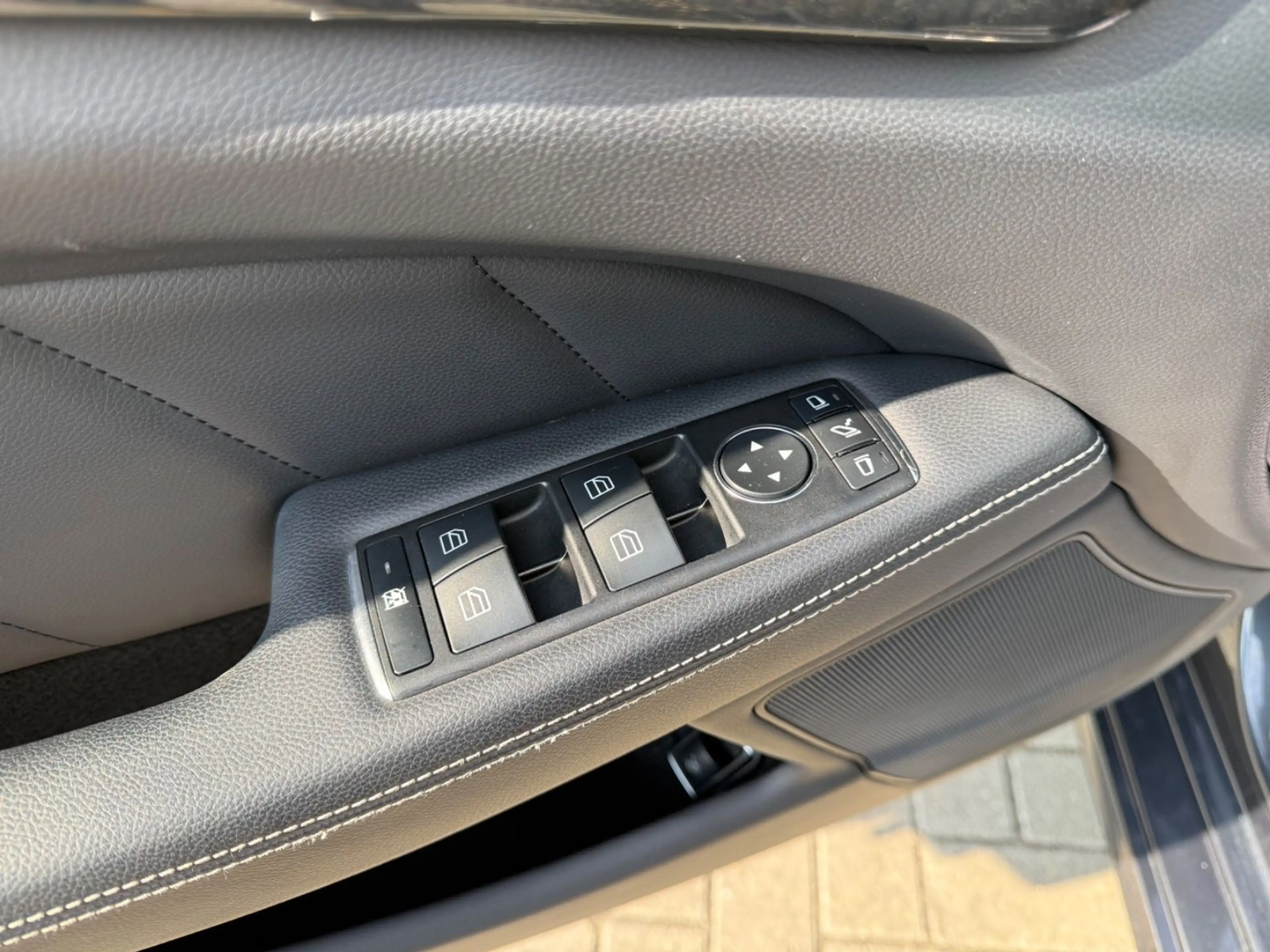 Mercedes-Benz CLS CLS 350 CDI Shooting Brake 4Matic — photo 11