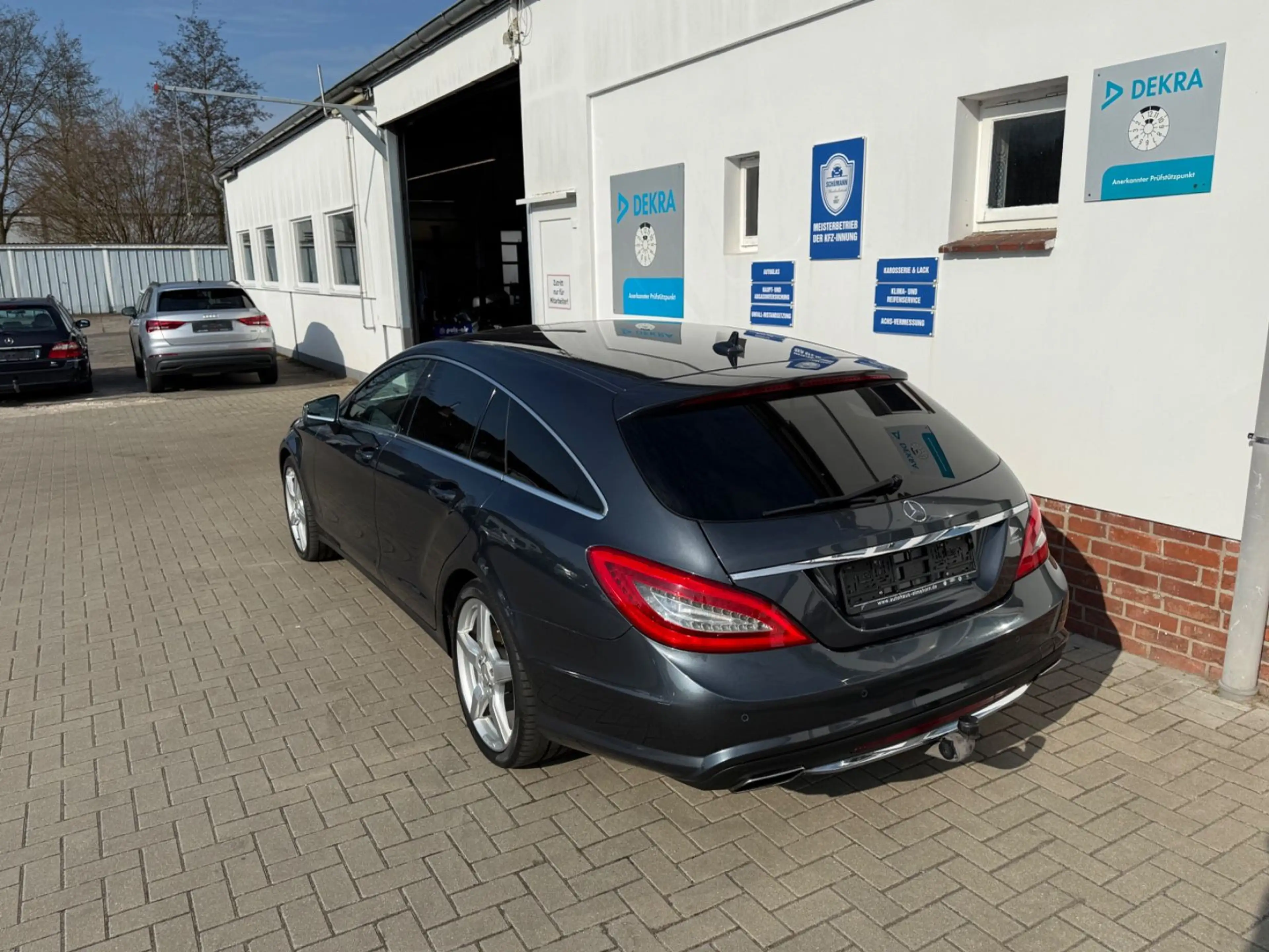 Mercedes-Benz CLS CLS 350 CDI Shooting Brake 4Matic — photo 3