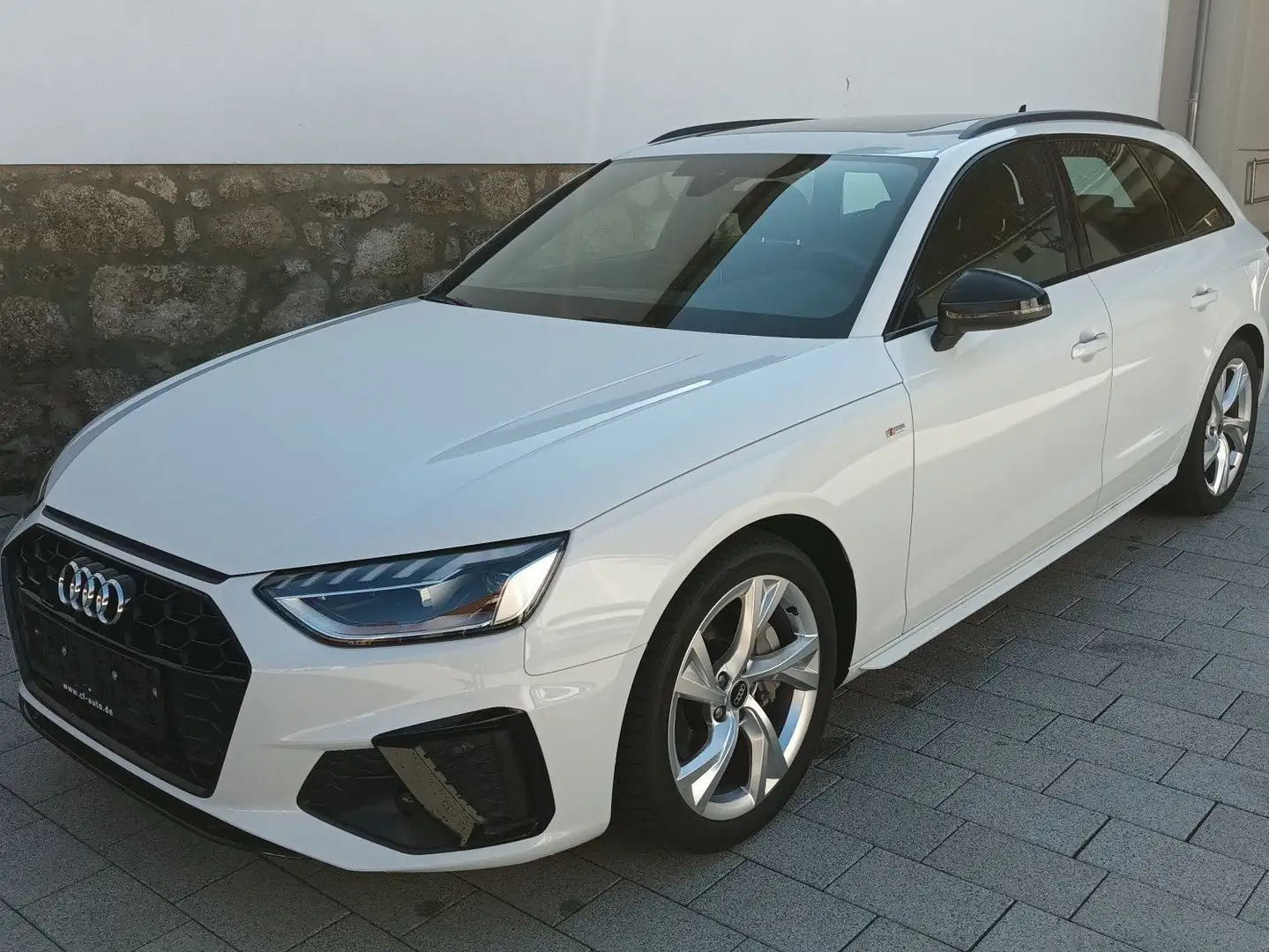 Audi A4 40 TDI S line 240Kmh Pano OptikPa Kamera Apple ACC Weiß - 2
