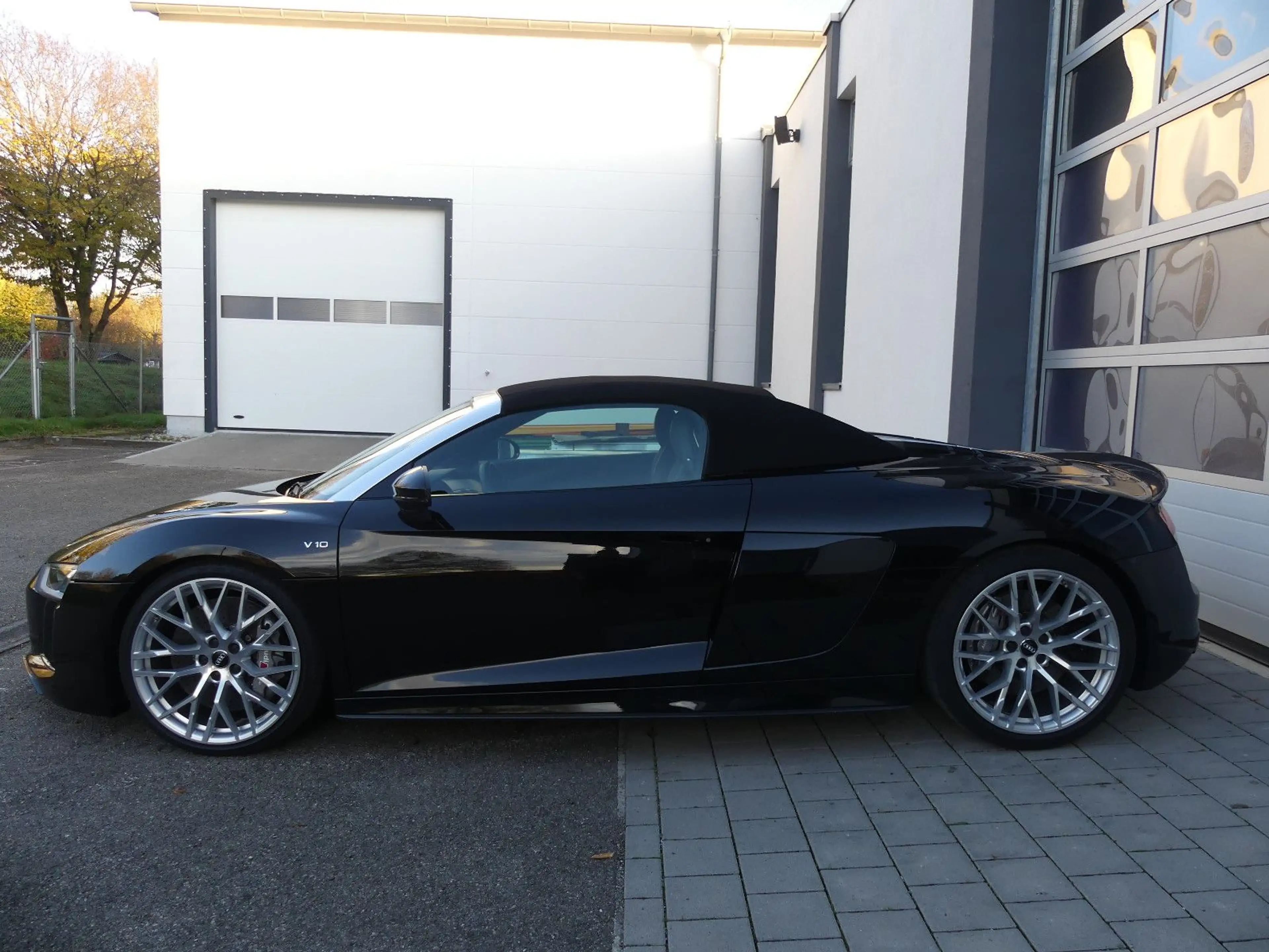 Audi R8 Spyder 5.2 FSI Plus quattro Keramik/B&O/Laser — photo 10