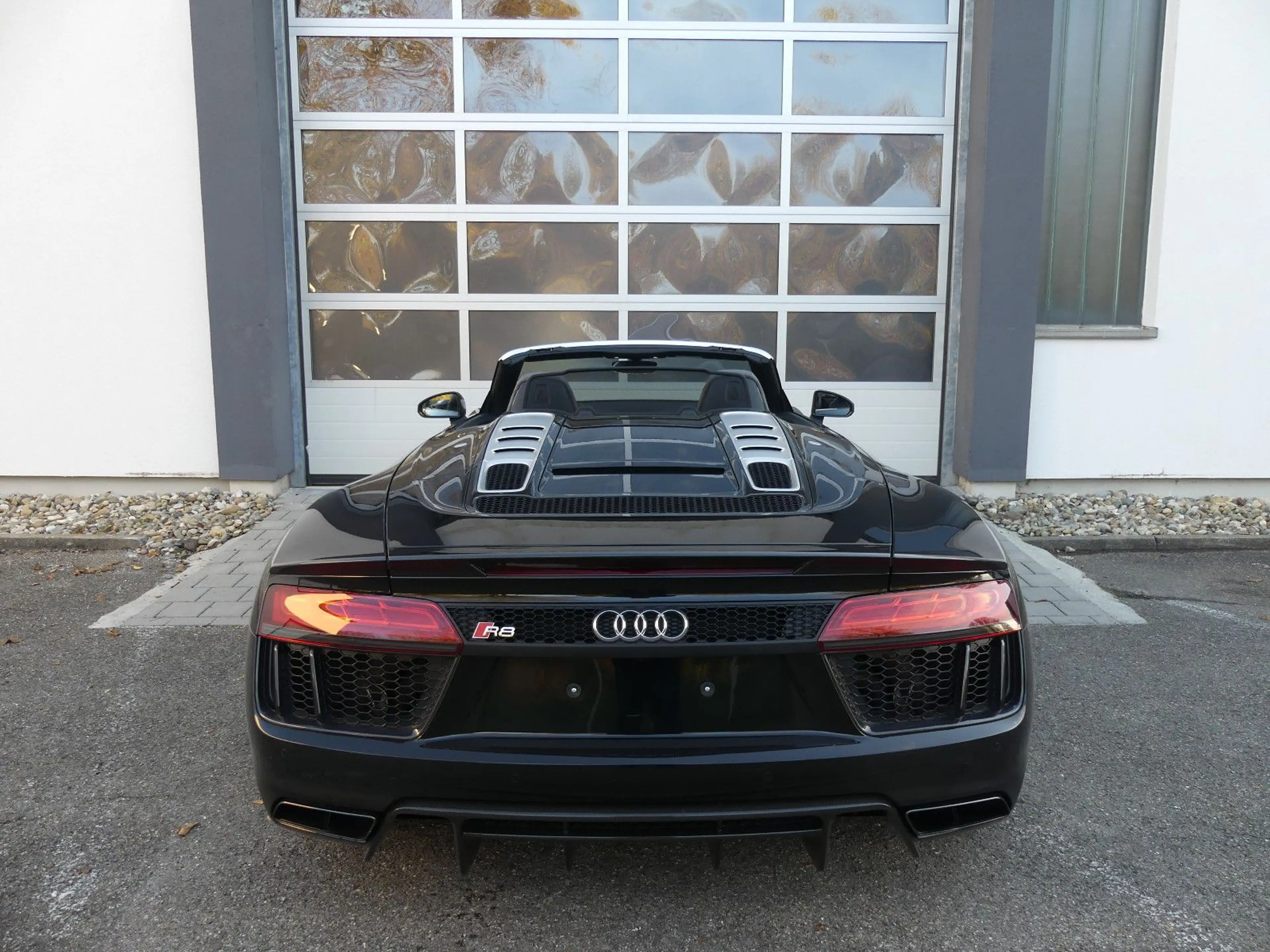 Audi R8 Spyder 5.2 FSI Plus quattro Keramik/B&O/Laser — photo 6