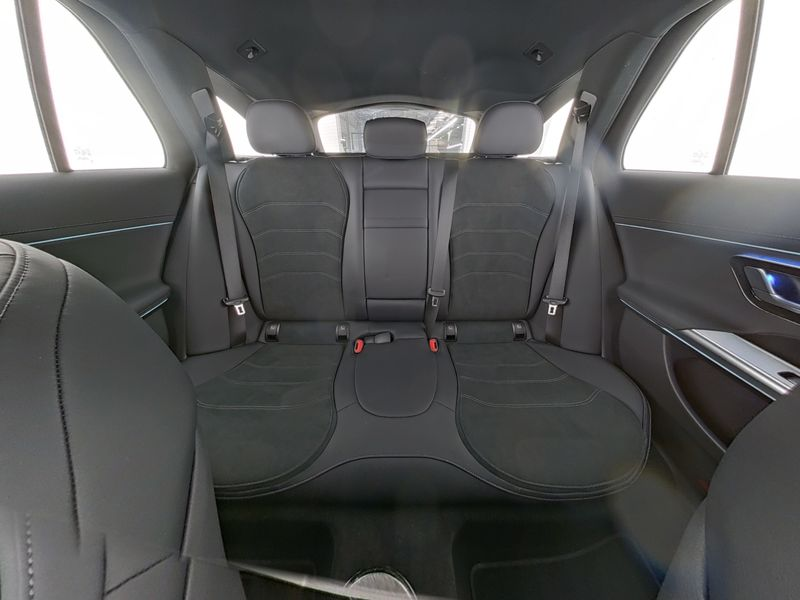 Mercedes-Benz E 450 d 4M T AMG-Sport/Pano/Burm/AHK/Fahrassist — photo 10