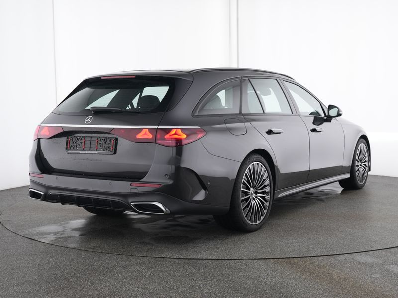 Mercedes-Benz E 450 d 4M T AMG-Sport/Pano/Burm/AHK/Fahrassist — photo 3