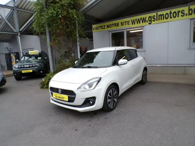 Suzuki Swift 1.2 90cv Automatique Blanc 02/19 Airco GPS Cruise
