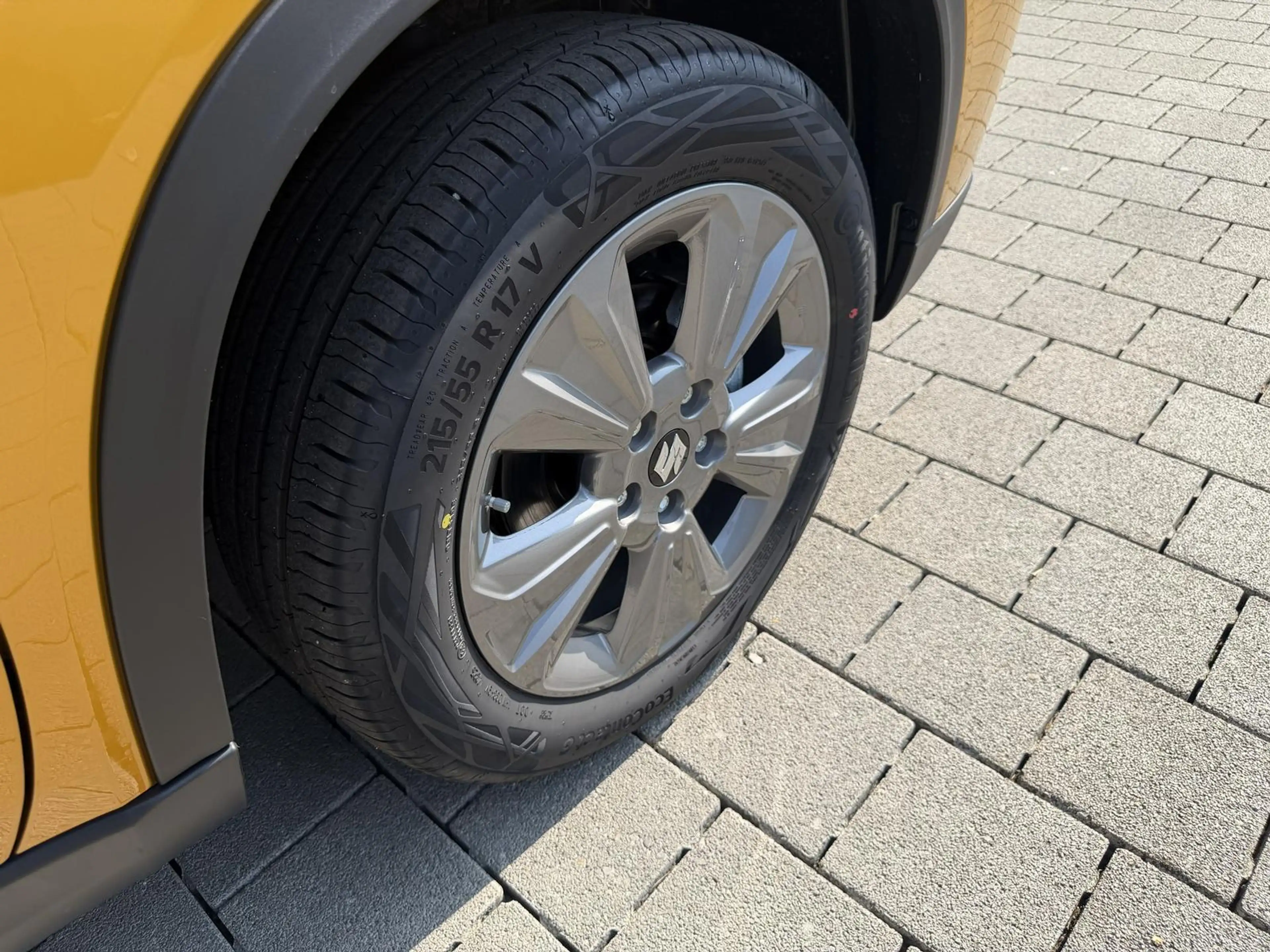 Suzuki Vitara GL+ Comfort 1.4 MHEV AT Android Auto*Navi*SHZ*A... — photo 14