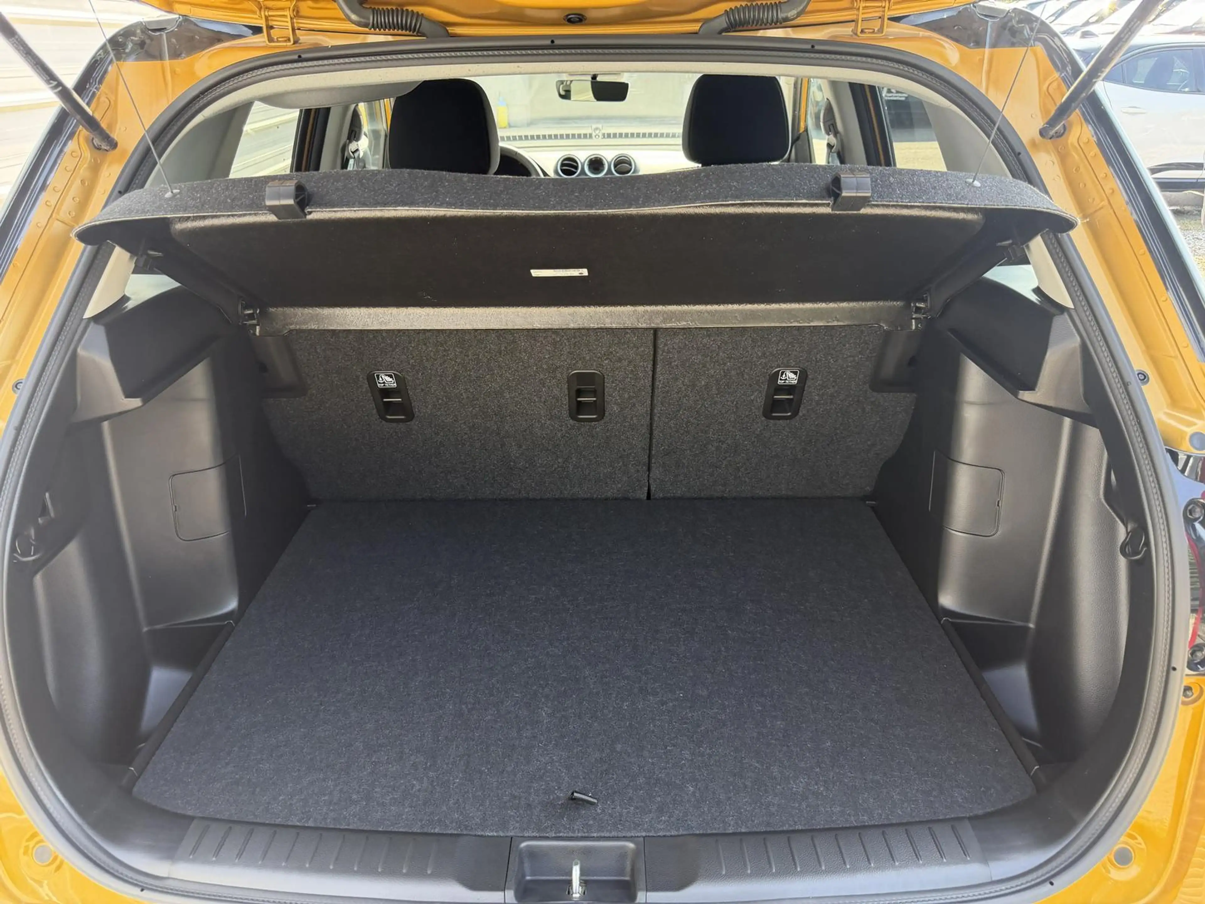 Suzuki Vitara GL+ Comfort 1.4 MHEV AT Android Auto*Navi*SHZ*A... — photo 13
