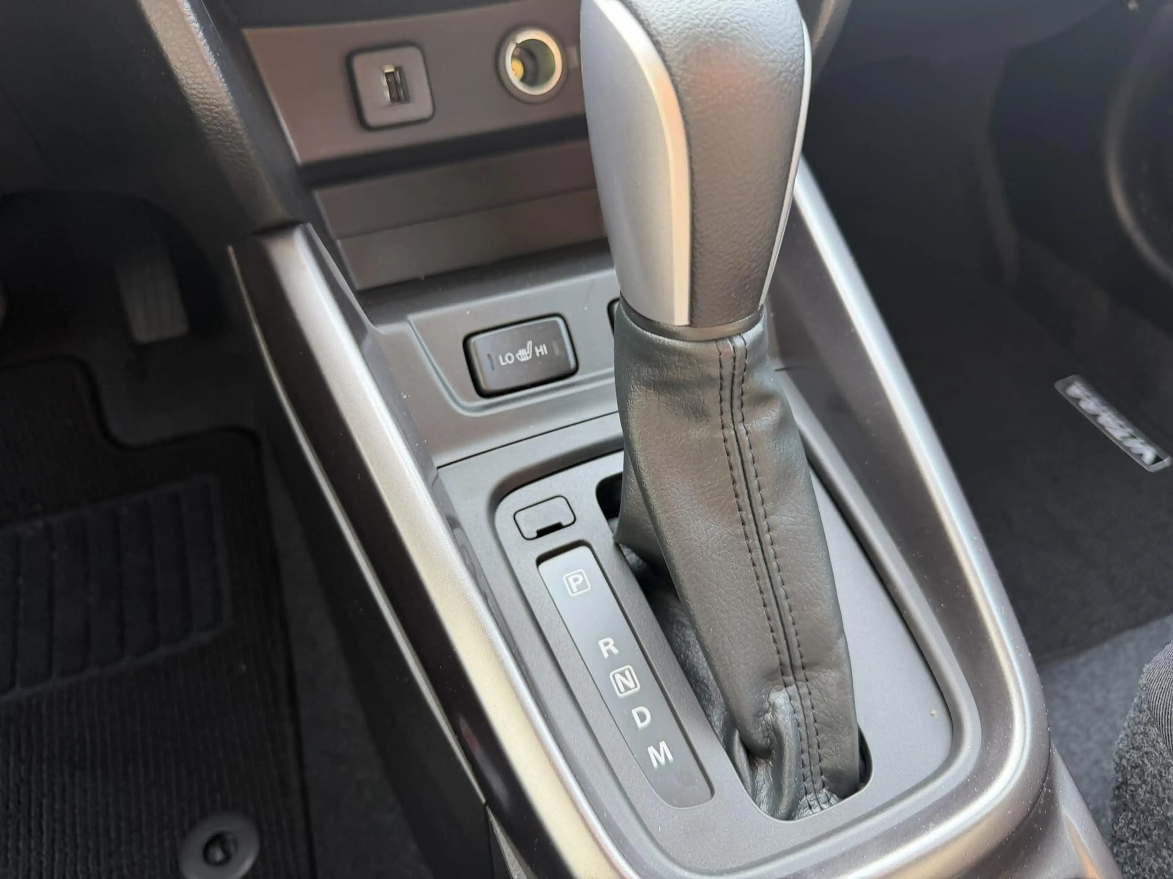 Suzuki Vitara GL+ Comfort 1.4 MHEV AT Android Auto*Navi*SHZ*A... — photo 12