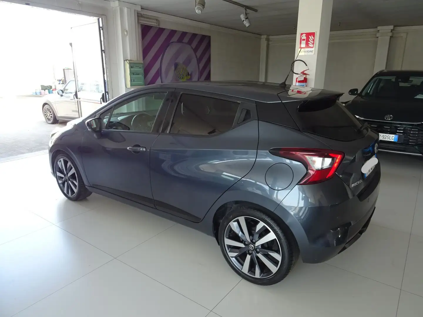 Nissan Micra 1.5 dCi 5 porte Tekna Grau - 2