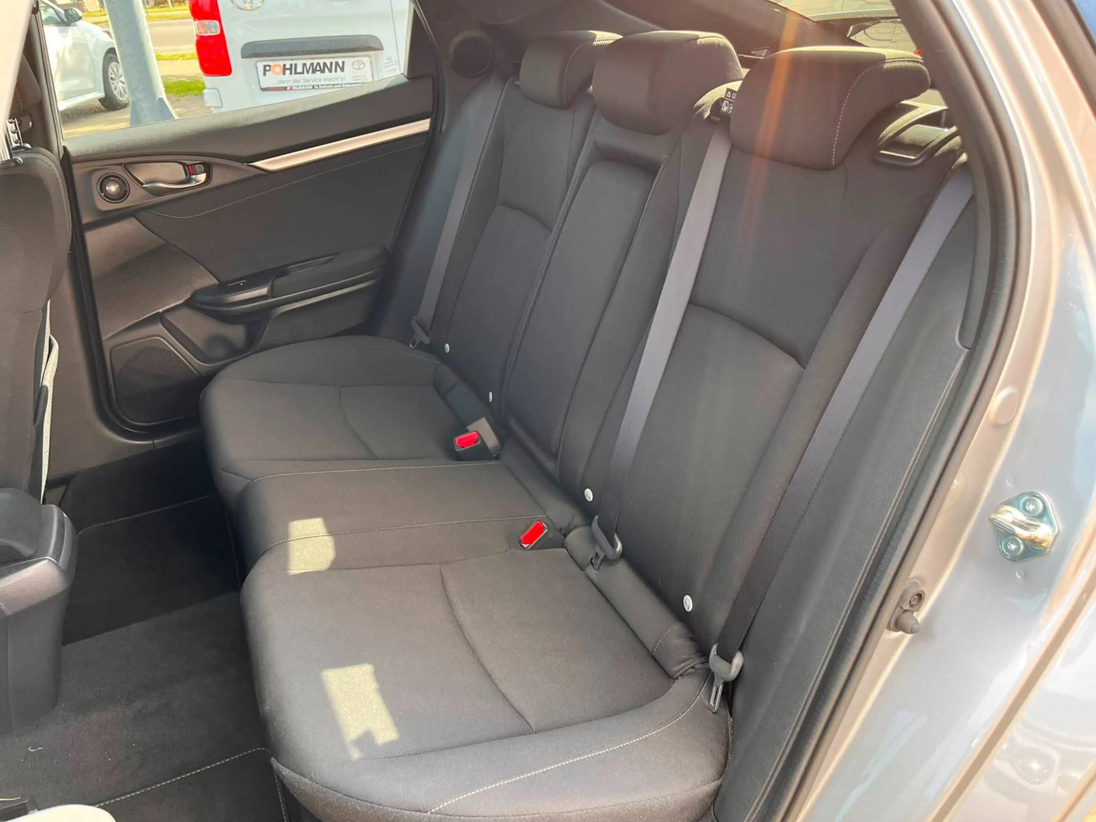 Honda Civic 1.5 Sport Plus — photo 11