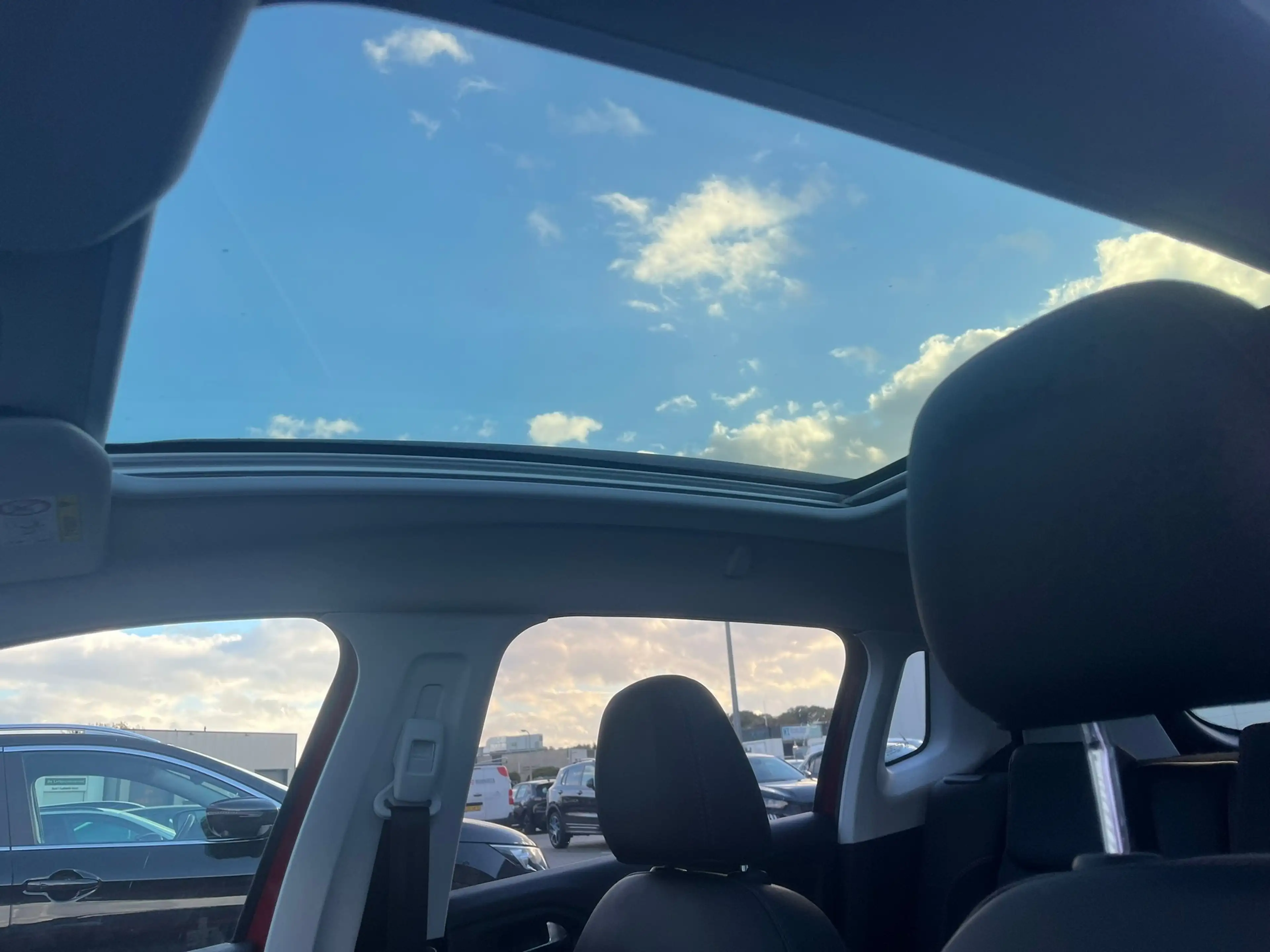 Peugeot 2008 1.2 PureTech GT-Line Panoramadak | Half leder| Cru — photo 5