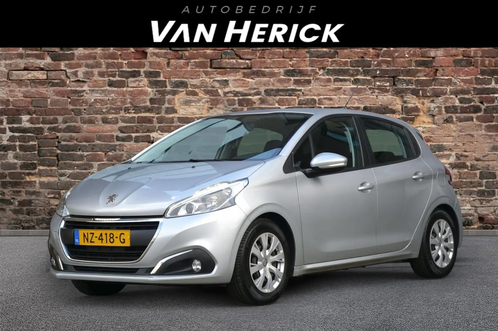 Peugeot 208 1.2 PureTech Blue Lion 5-Deurs | Cruise | Airco | Grijs - 1