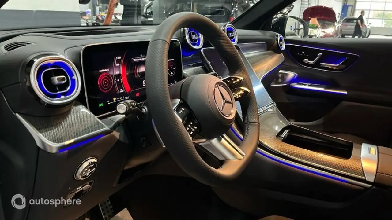 Mercedes-Benz GLC 2026 — фото 12