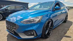 Ford Focus Turnier ST LED Kamera Navi Recaro Pano 20`