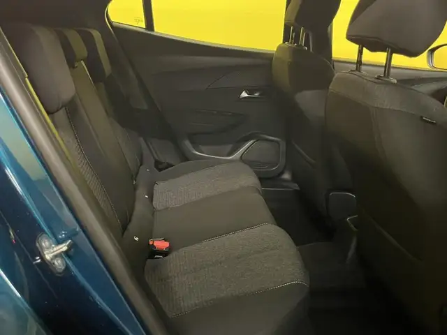 Peugeot 2008 view 16