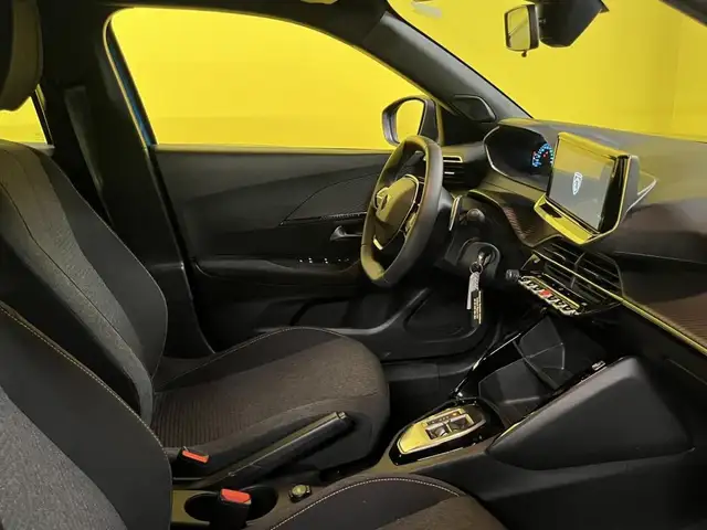 Peugeot 2008 view 14